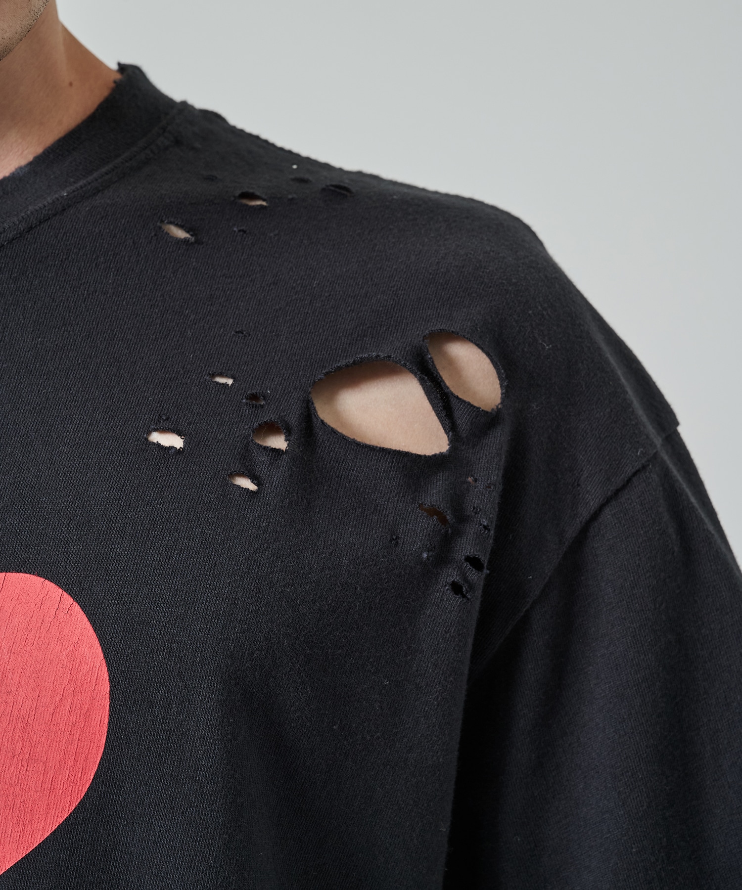 I BROKEN HEART S/S TEE DISCOVERED