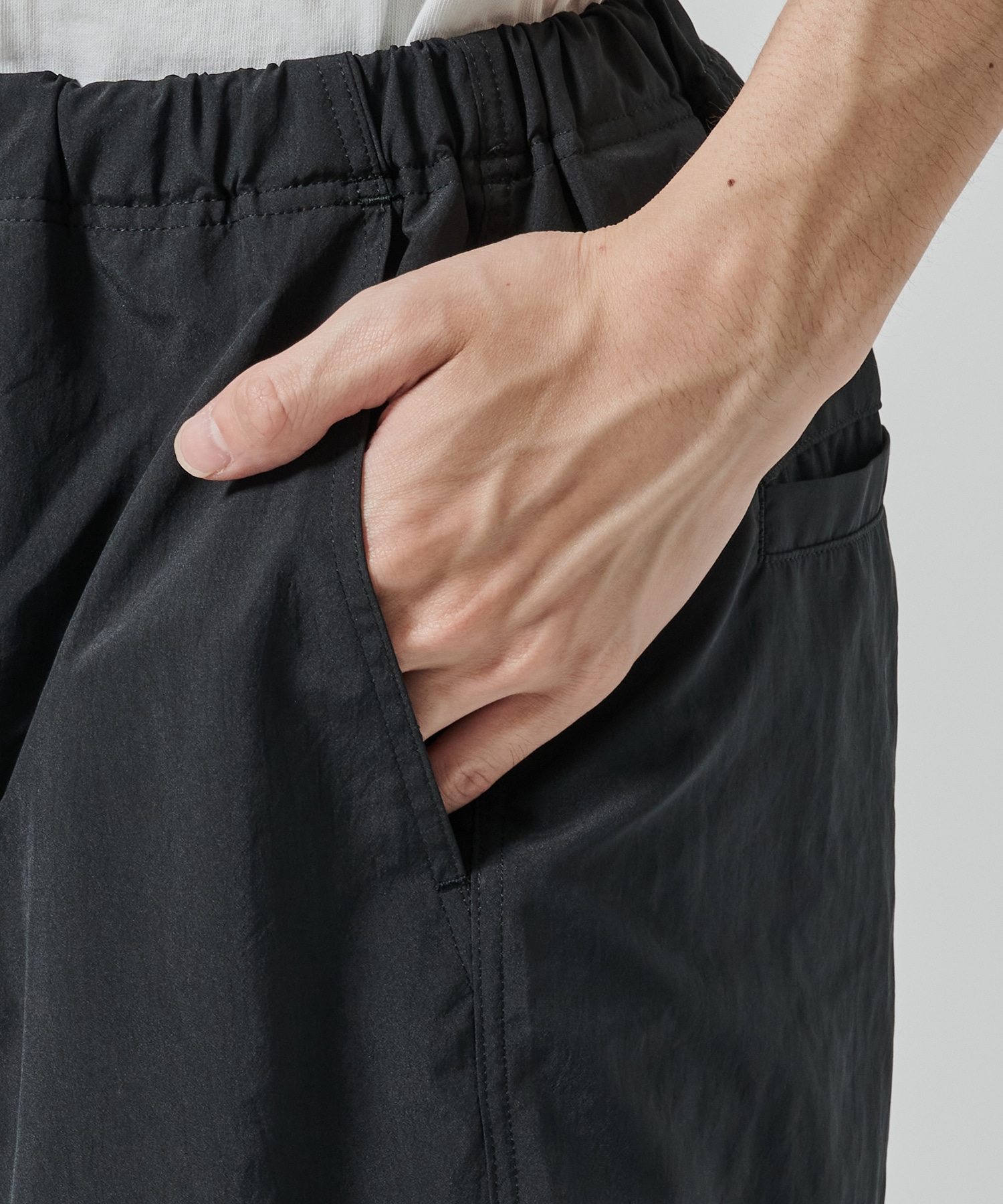 〈別注〉 ONE EYELET ACTIVE SHORTS White Mountaineering