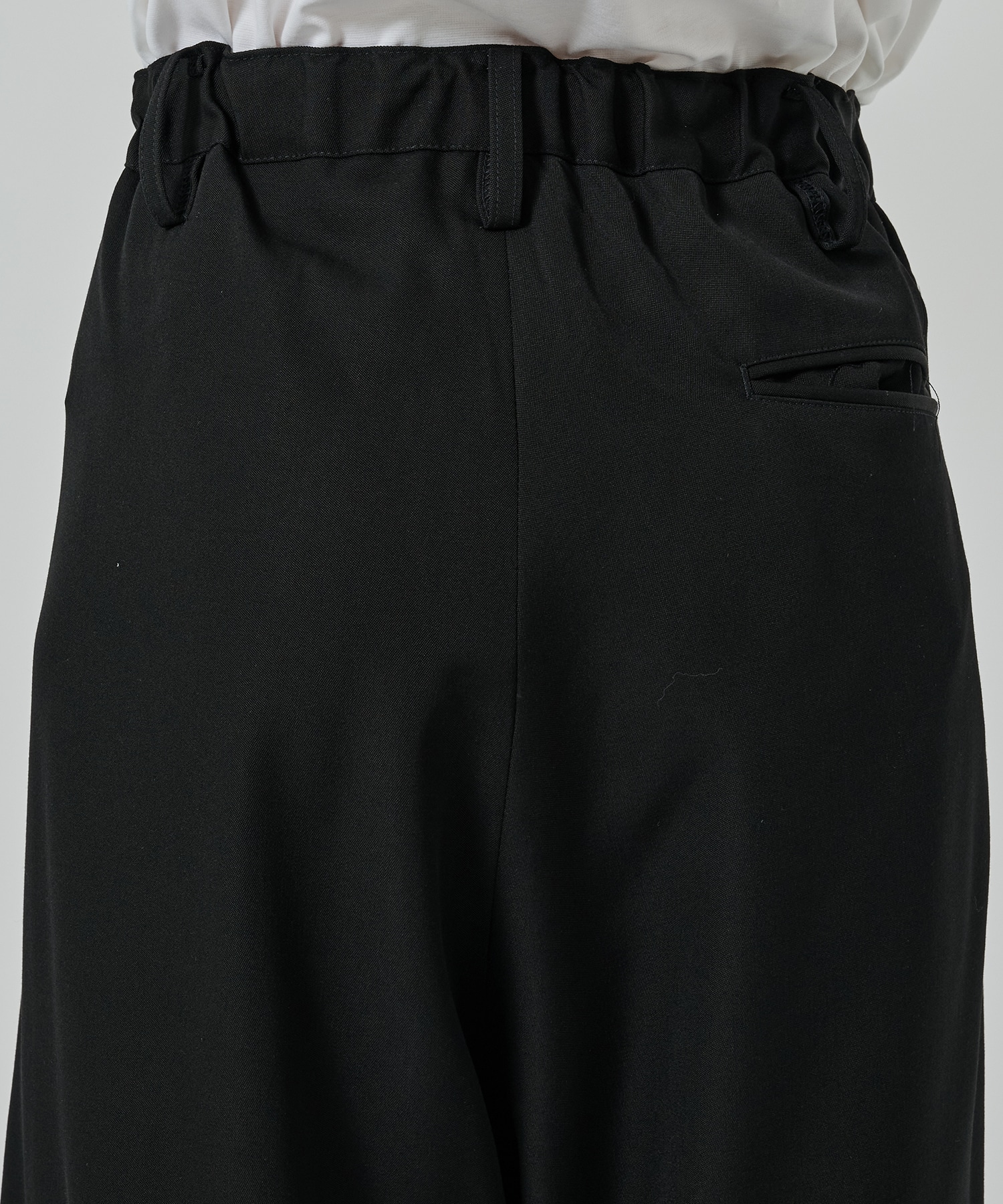Cross Tuck PNT UJOH HOMME