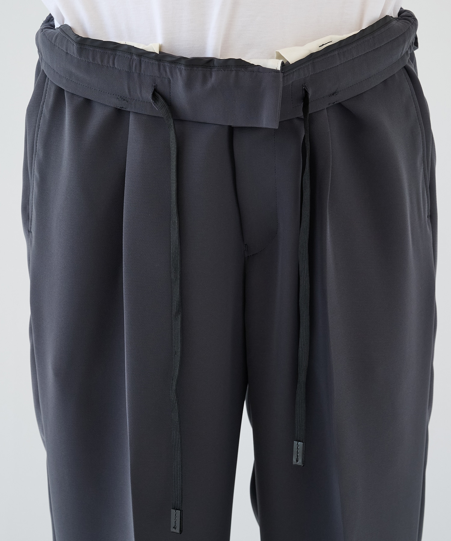 2252-PT06-095 1TUCK PANTS N.HOOLYWOOD