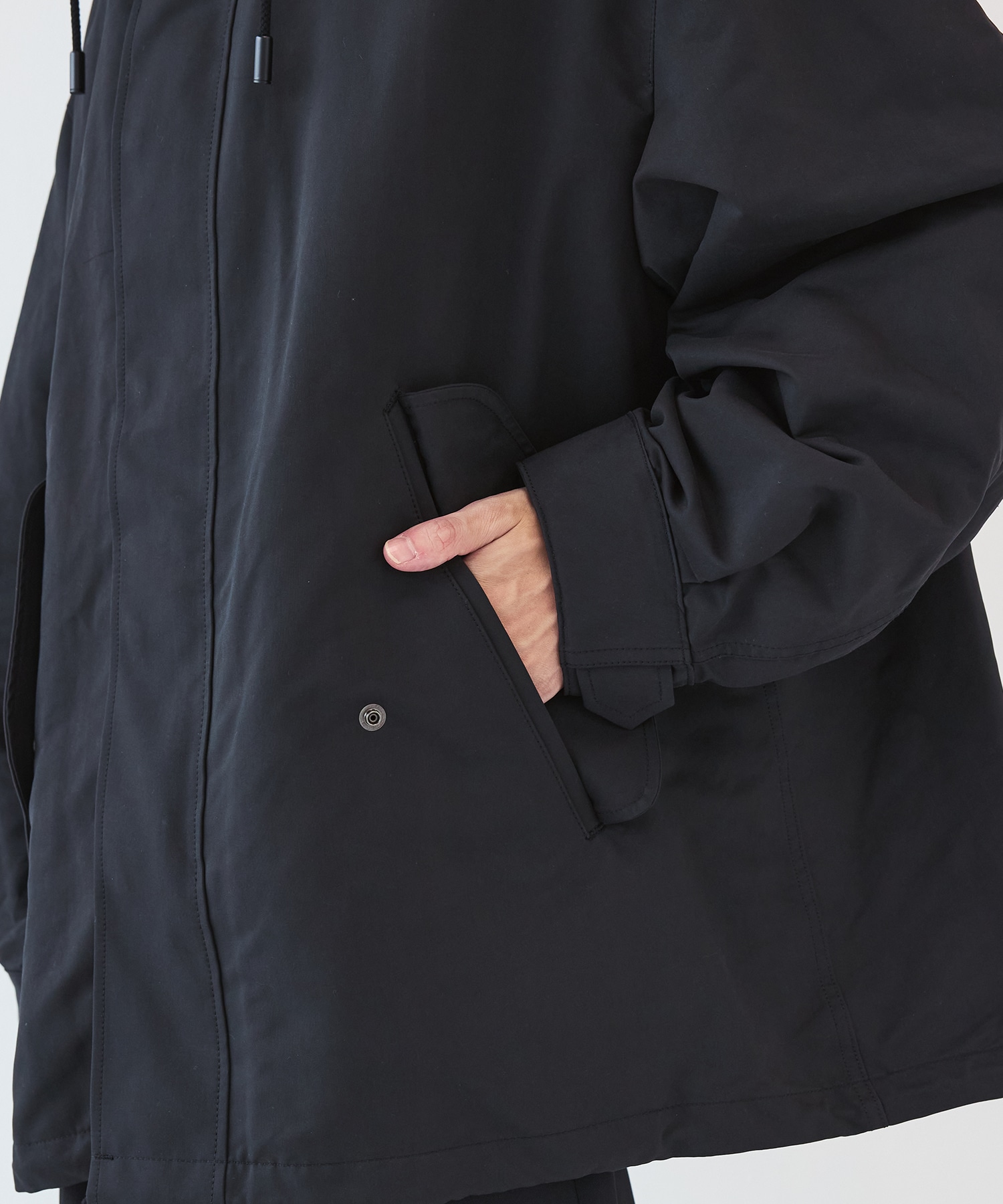 THE MODS COAT THE RERACS