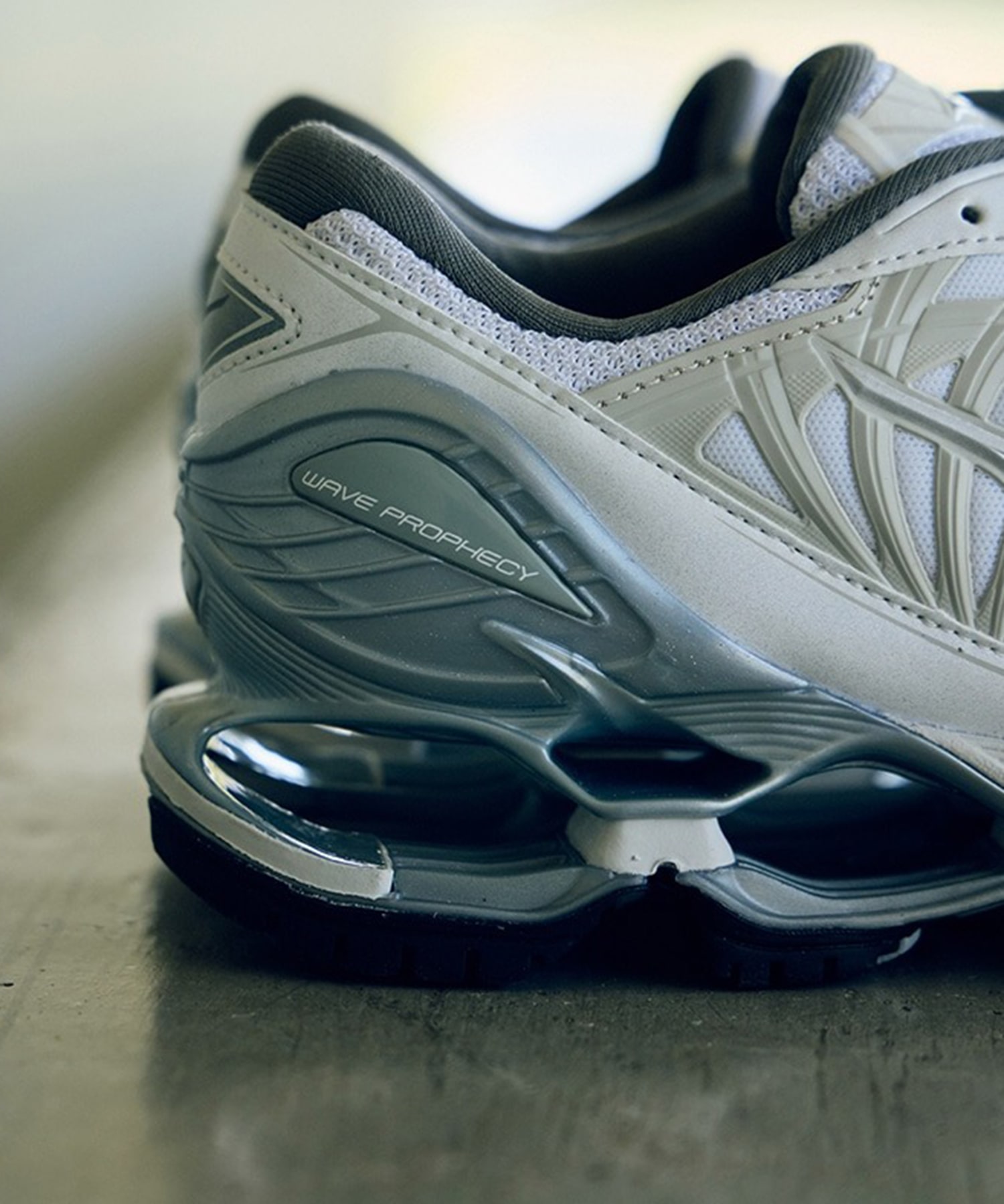 WAVE PROPHECY LS MIZUNO