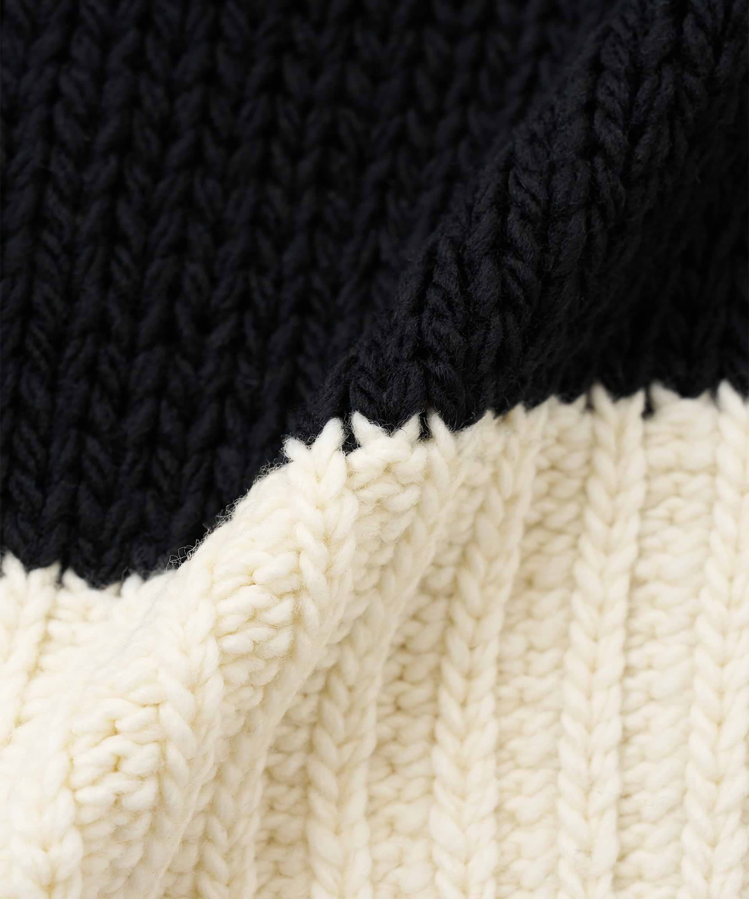 META KNIT OUAT