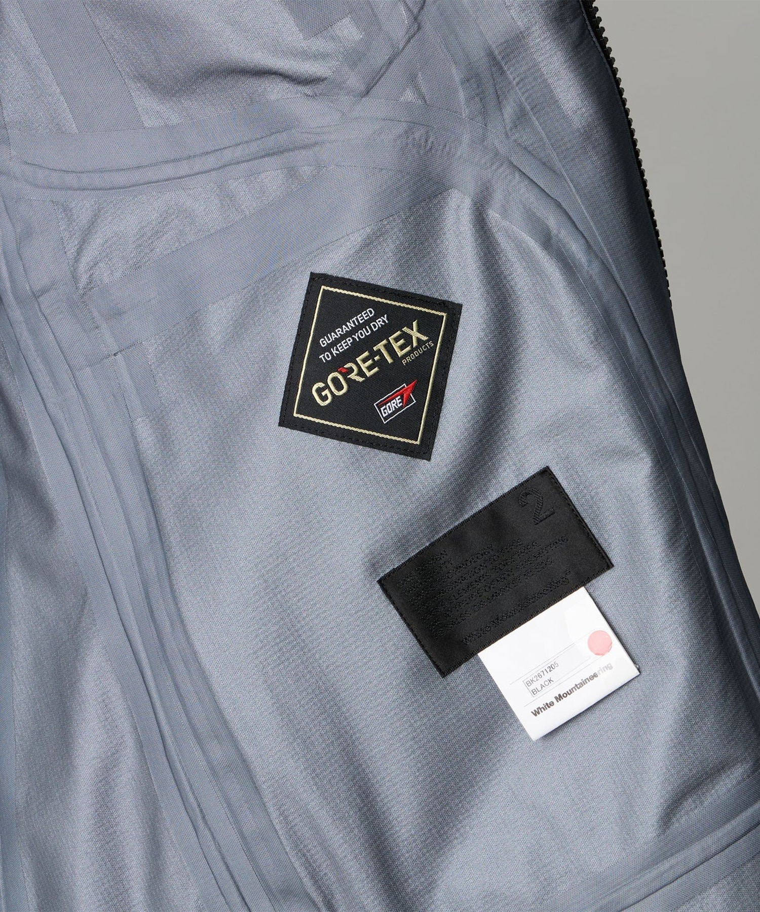 GORE-TEX HOODED COAT White Mountaineering