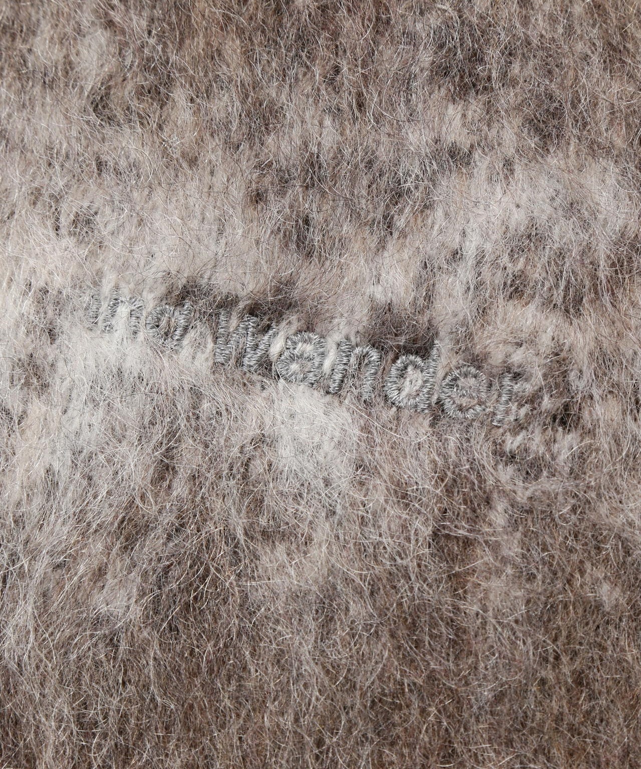 jacquard shaggy knit crew neck and wander