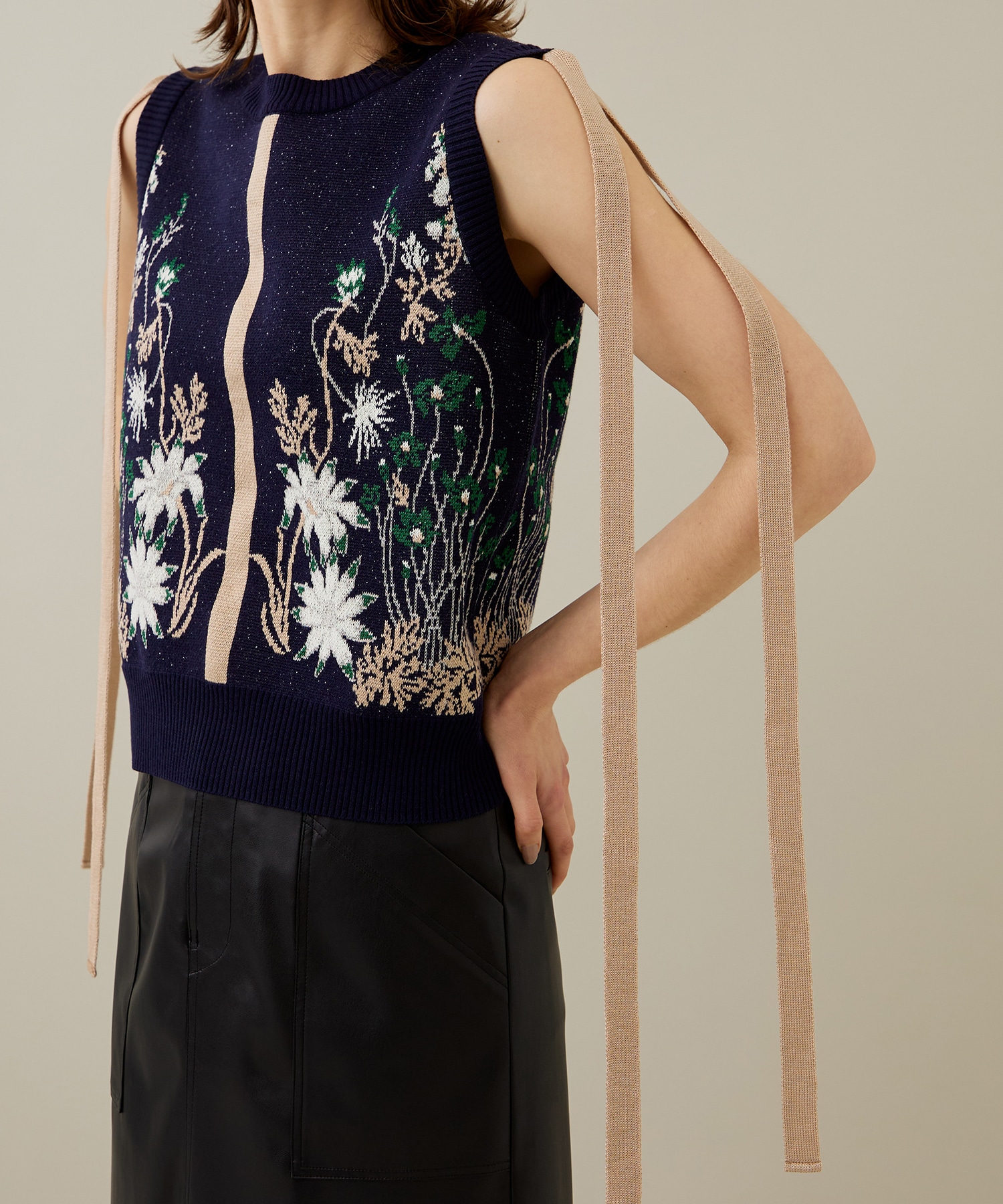 人気 MURRAL Garden flower knit vest (Navy) | www.tegdarco.com