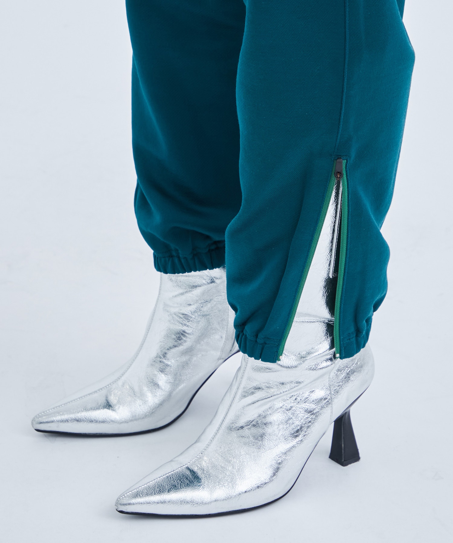 Zipped Sweat Pant - C/PE Bright Jersey Needles