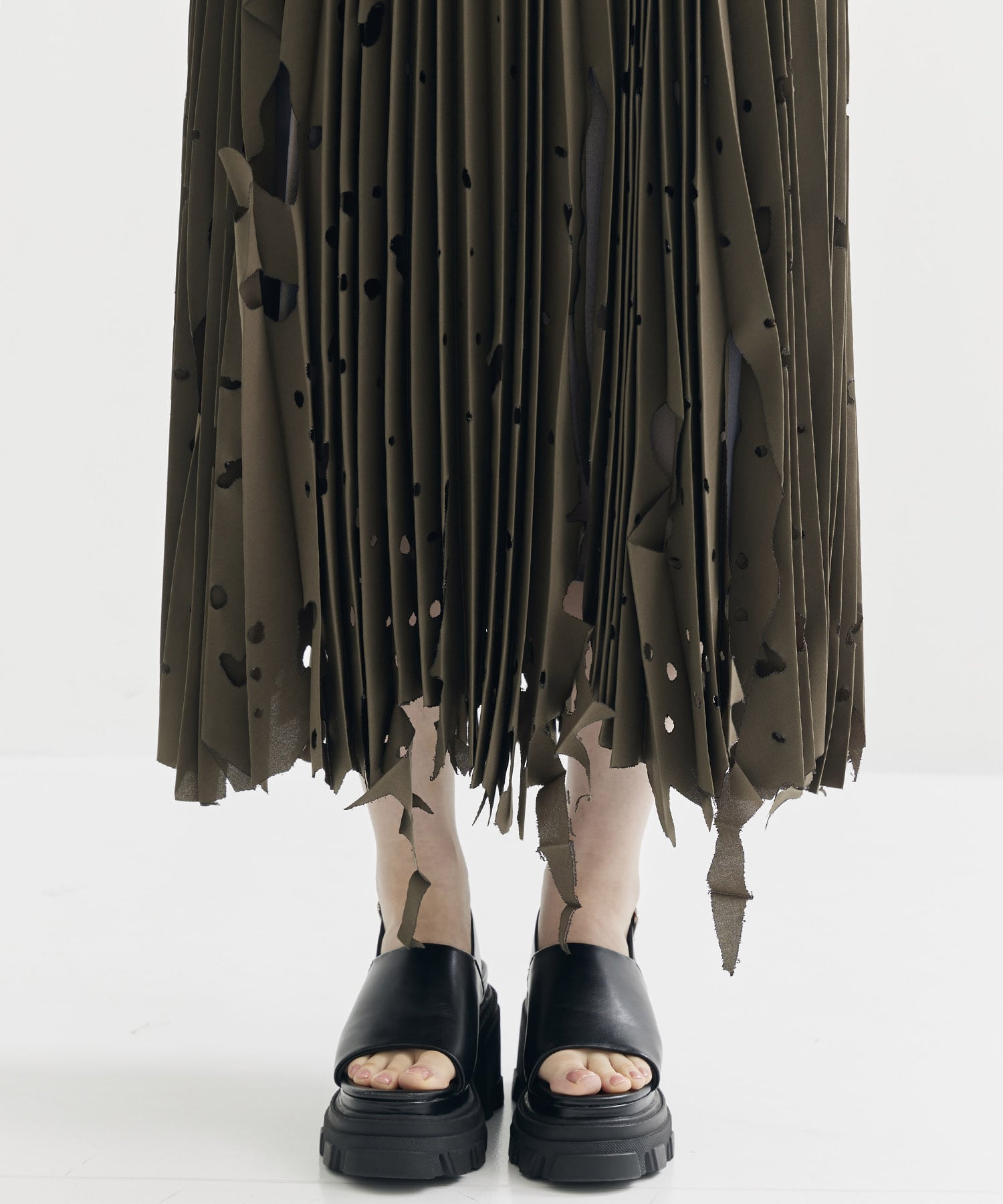 WORN OUT LIKE SKIRT Maison MIHARA YASUHIRO