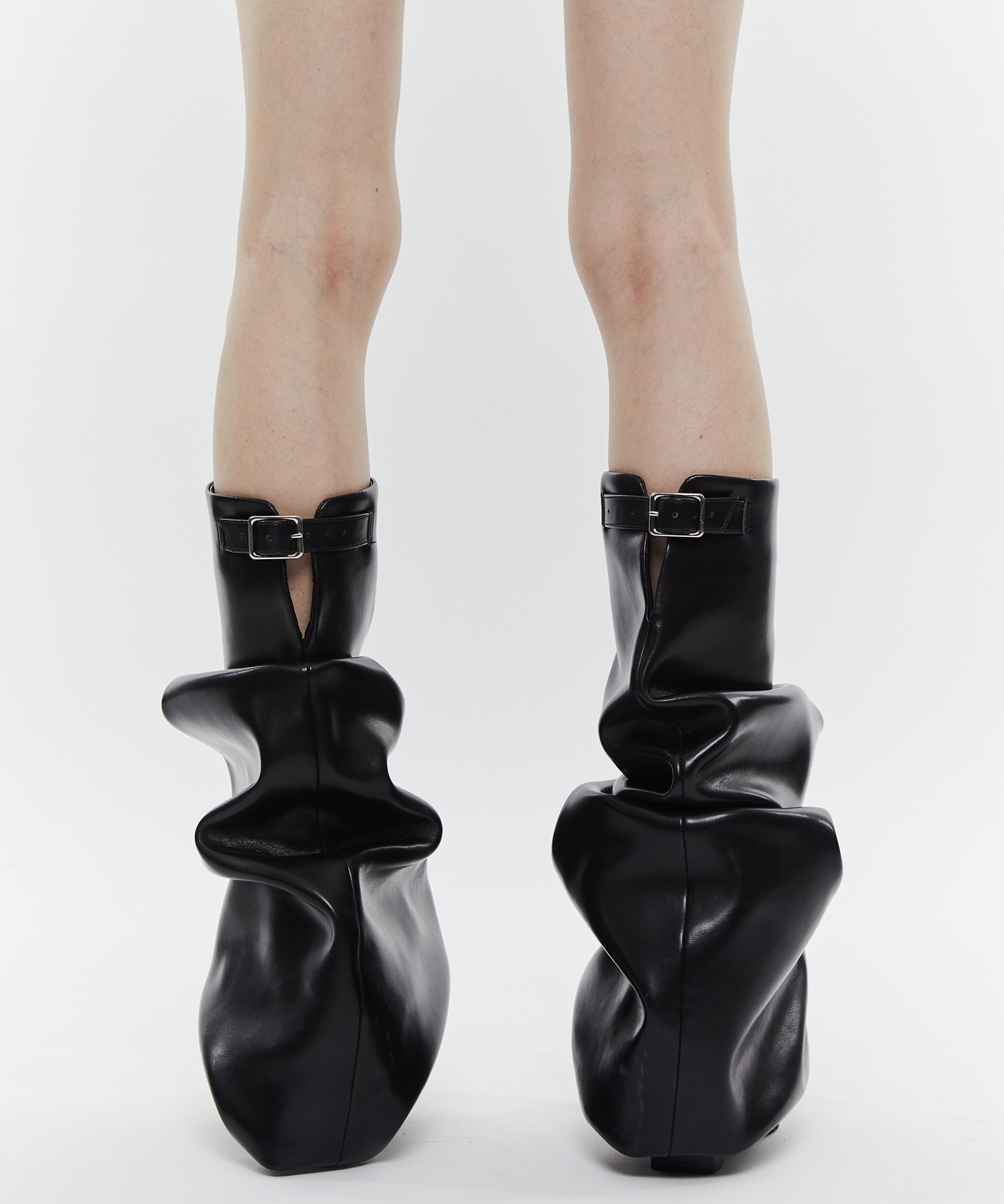 Melted Boots Black POOLDE