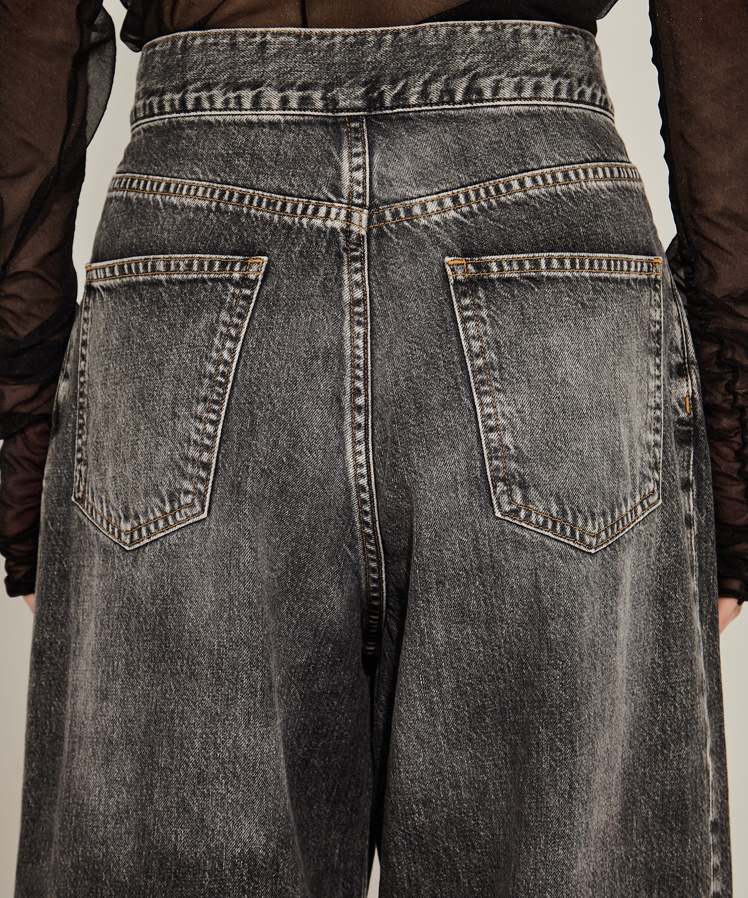 WASHED DENIM WIDE PANTS (SHORT LENGTH) JOHN LAWRENCE SULLIVAN