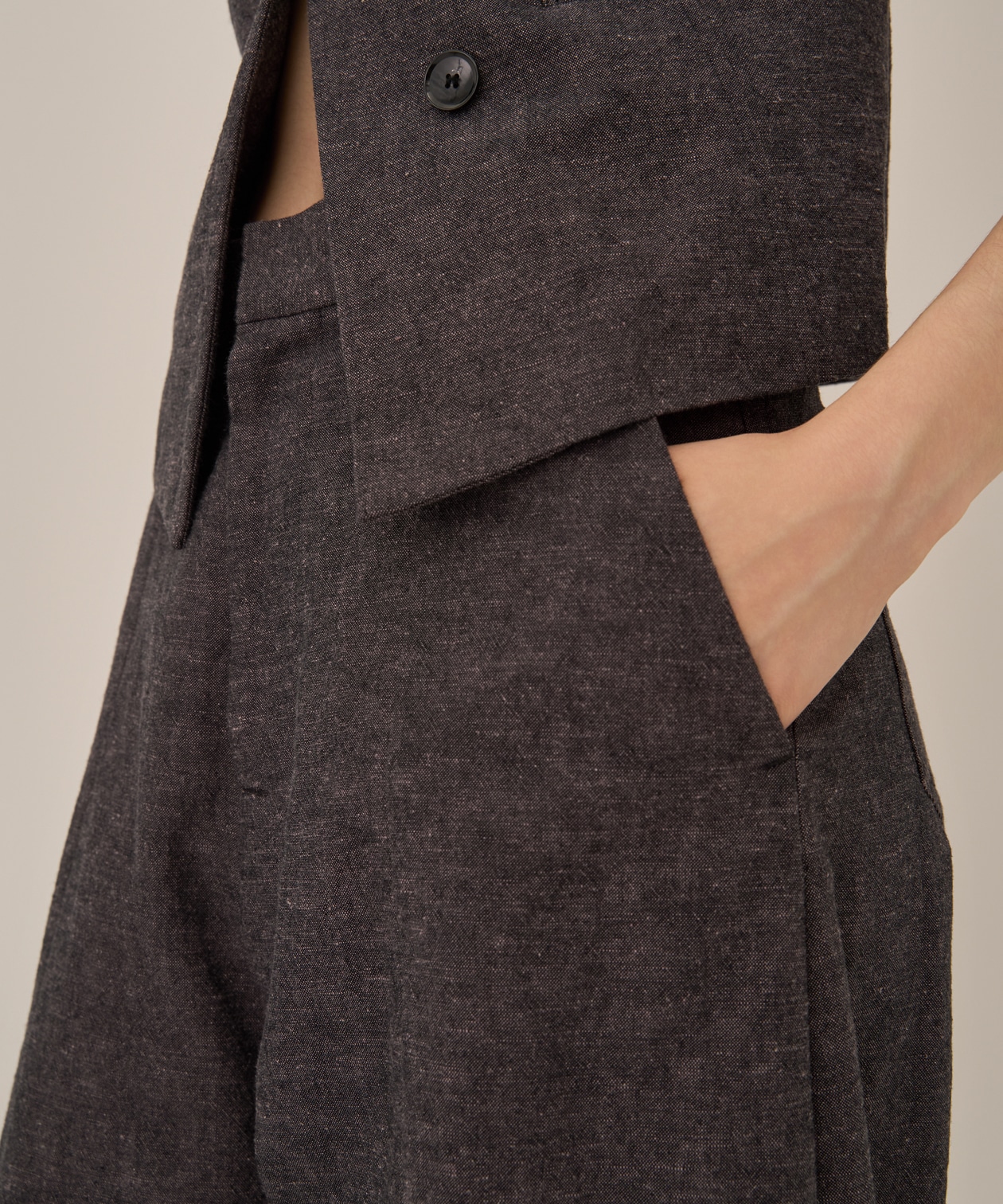 Miriam panel pants AKIRANAKA