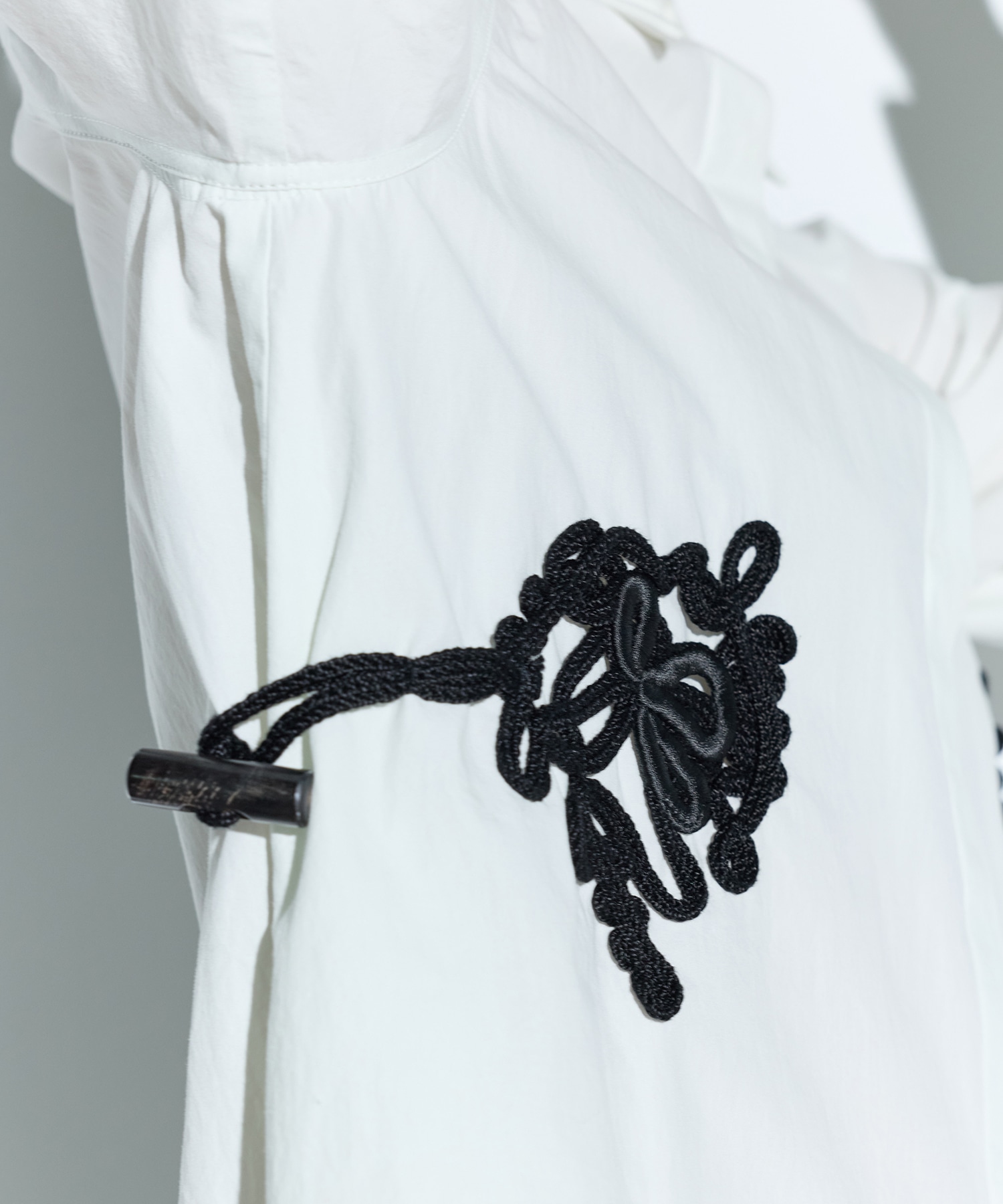 Trillium embroidered shirt MURRAL