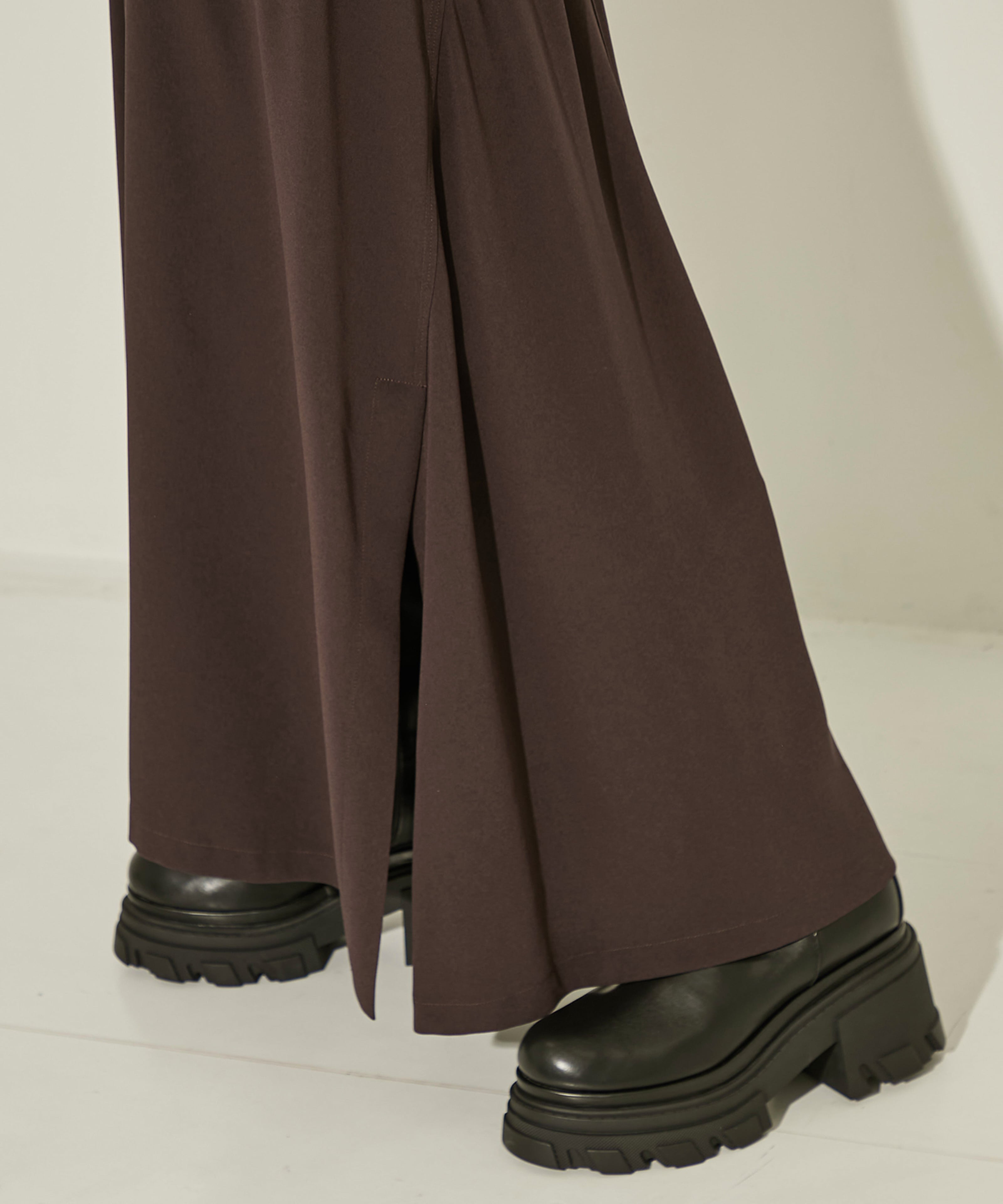 Slit Long SKT UJOH