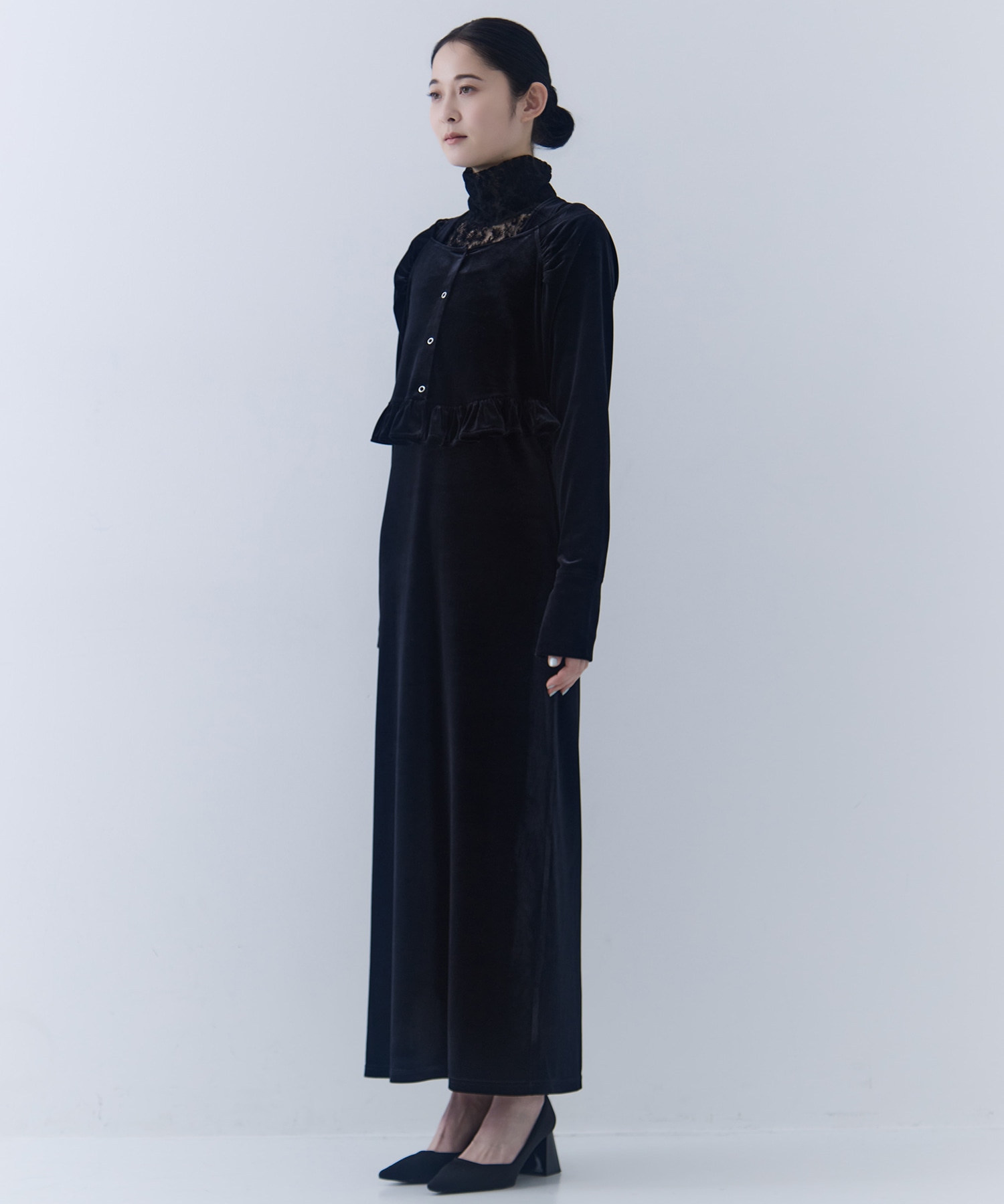 UND OFF SHOULDER VELOUR CARDIGAN SET DRESS AMERI