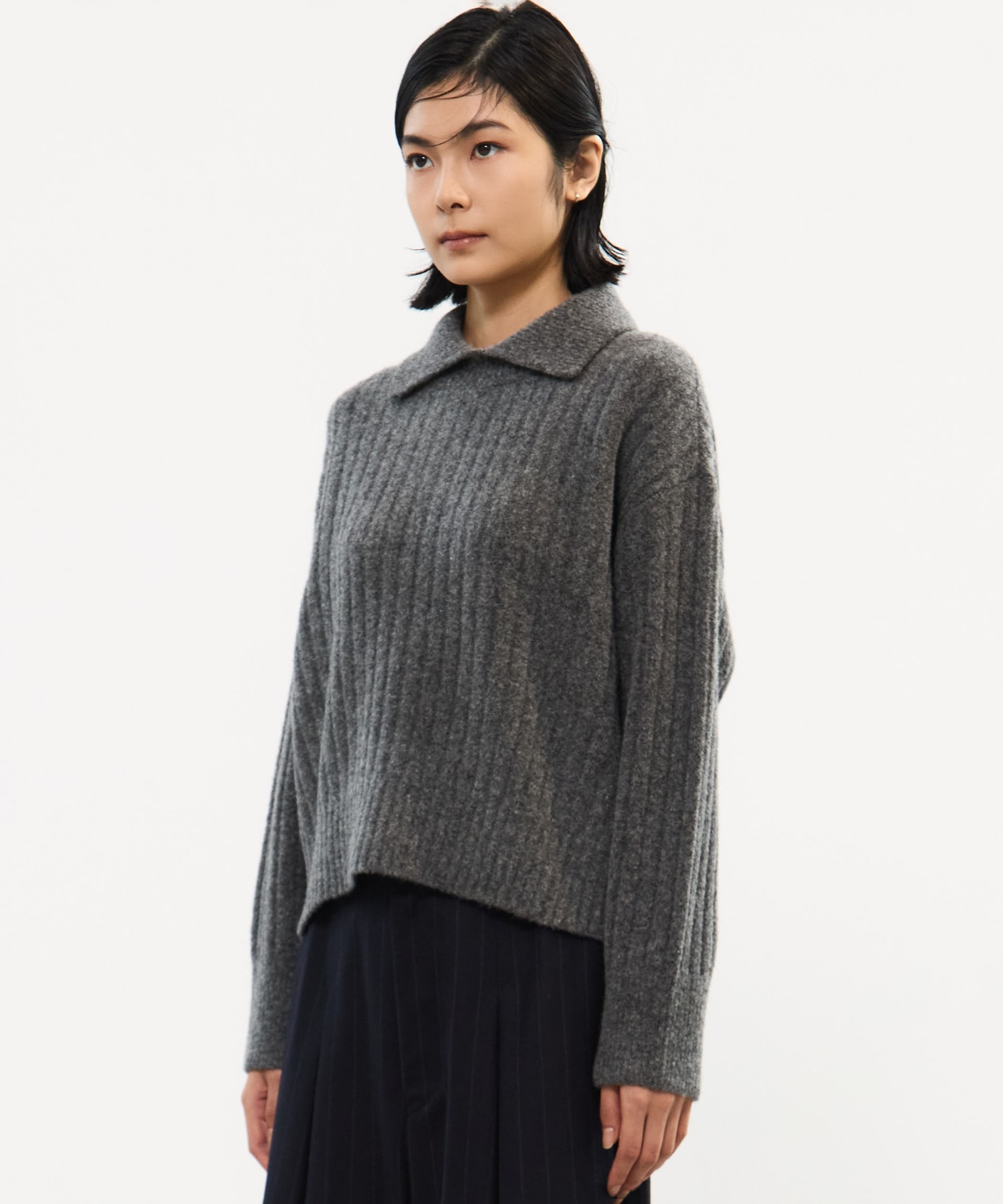 Cropped Collar Knit UJOH