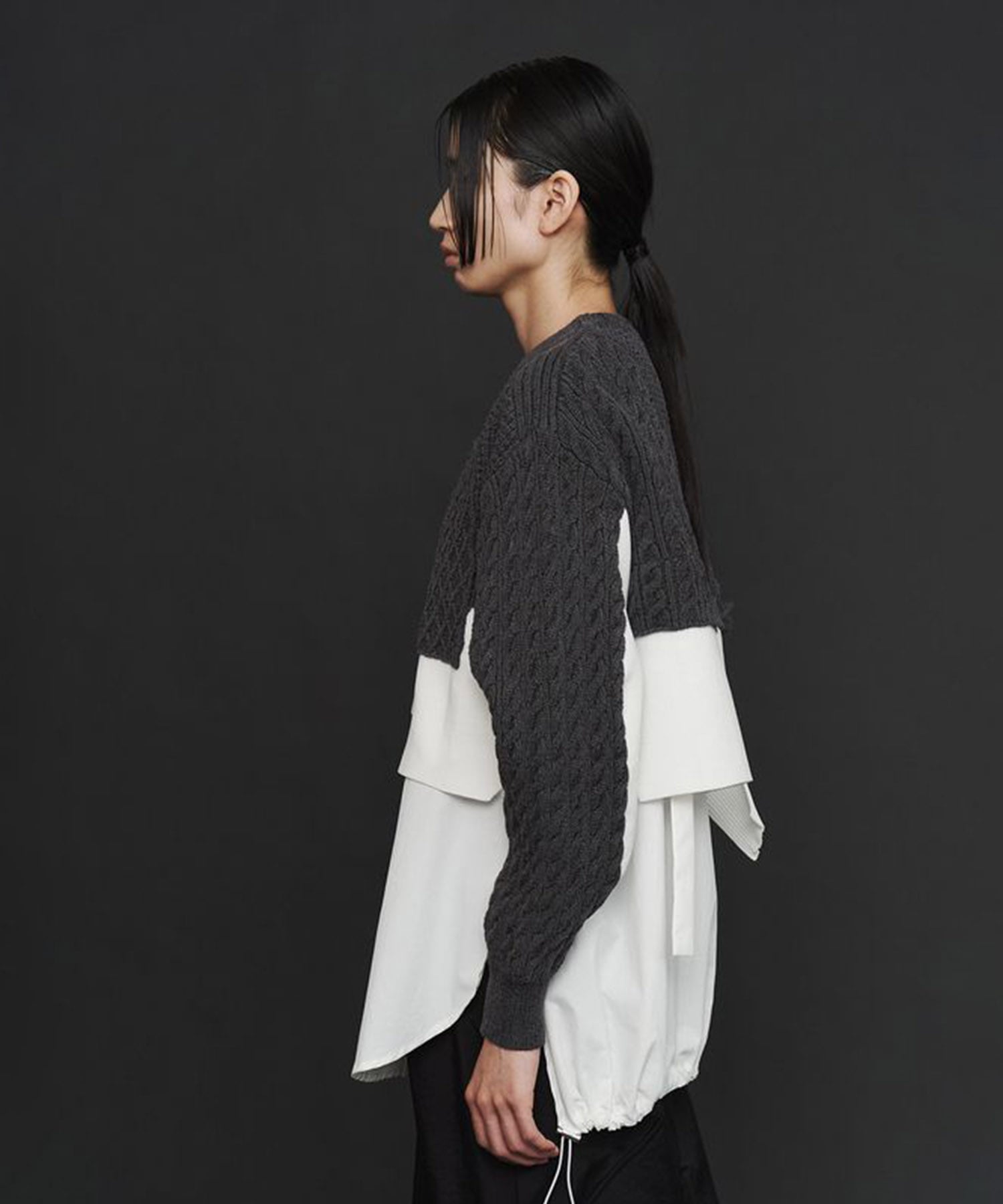 CABLE LAYER SHORT KNIT TOP UN3D.