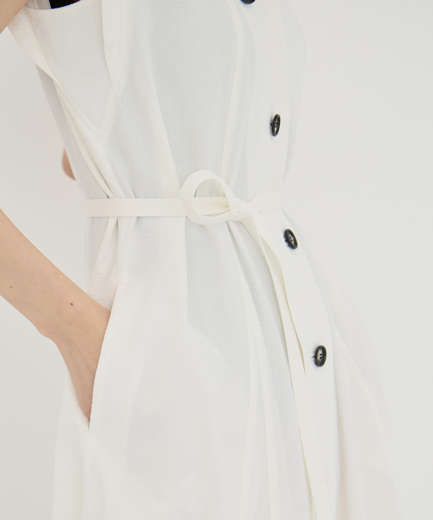 Sesilia asymmetry panel dress AKIRANAKA