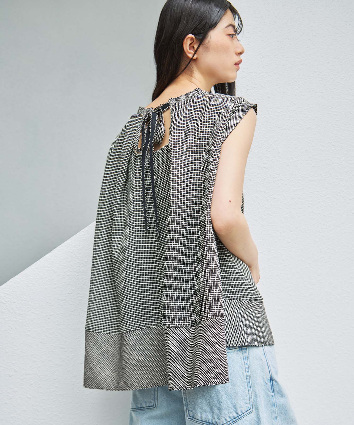 Sleeveless Washable Mesh Blouse 