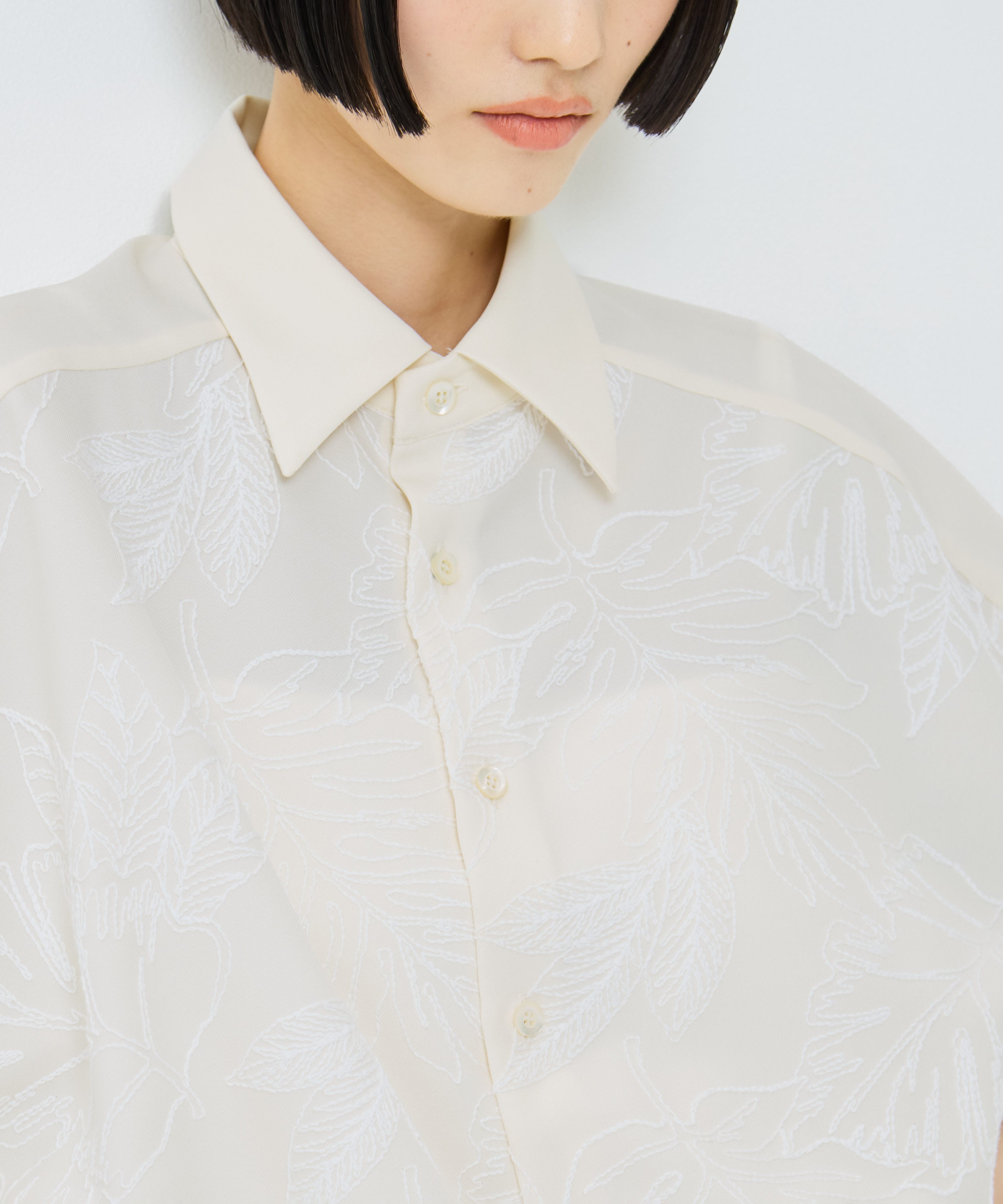 別注 FLOWER LACE GATHER SLEEVE SHIRT UJOH