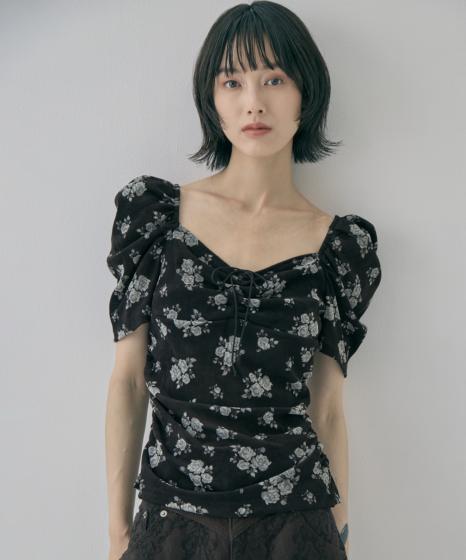 別注 VELOUR ROSE TEE FETICO