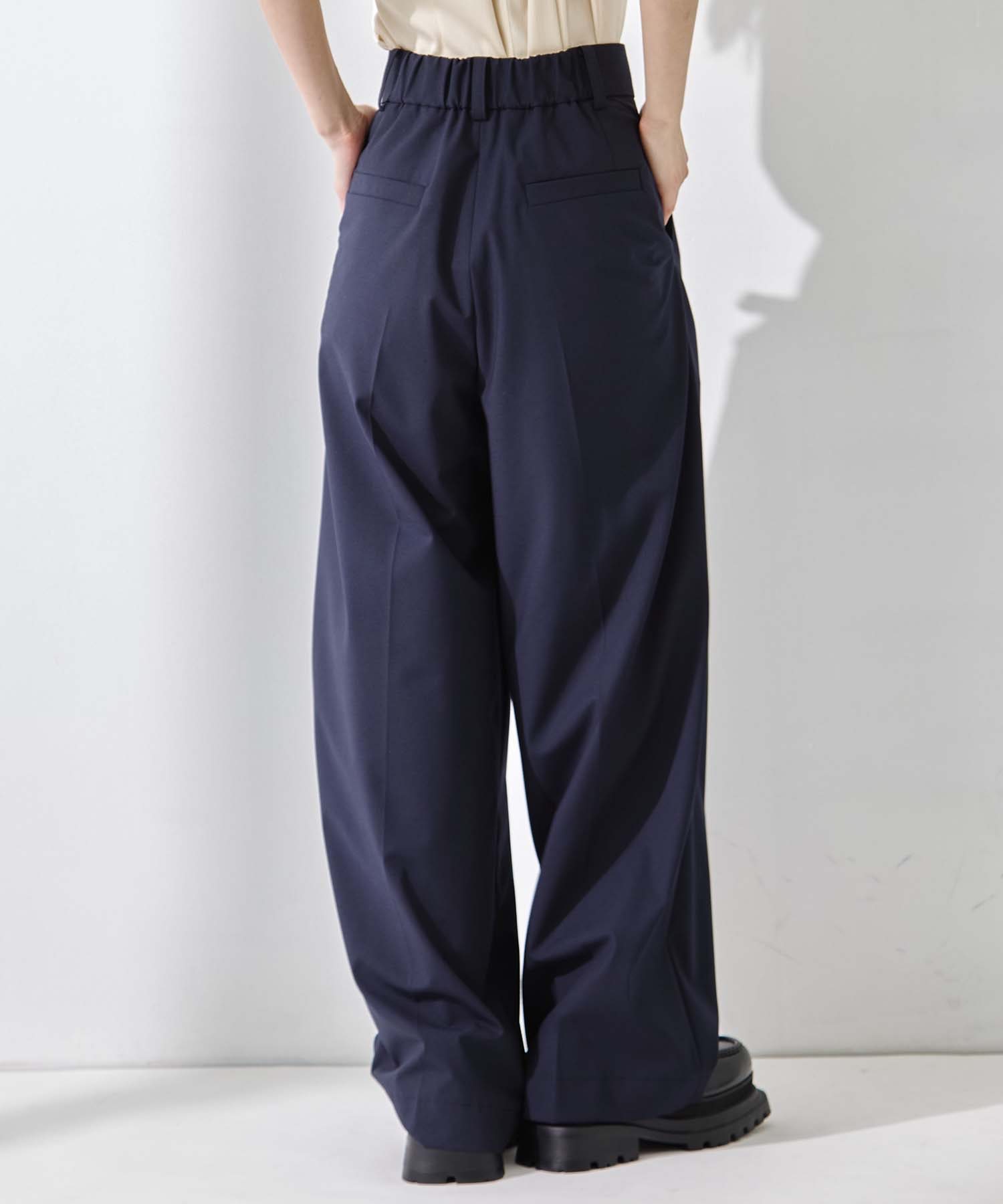Double Tucked Stretch Trousers STUDIOUS