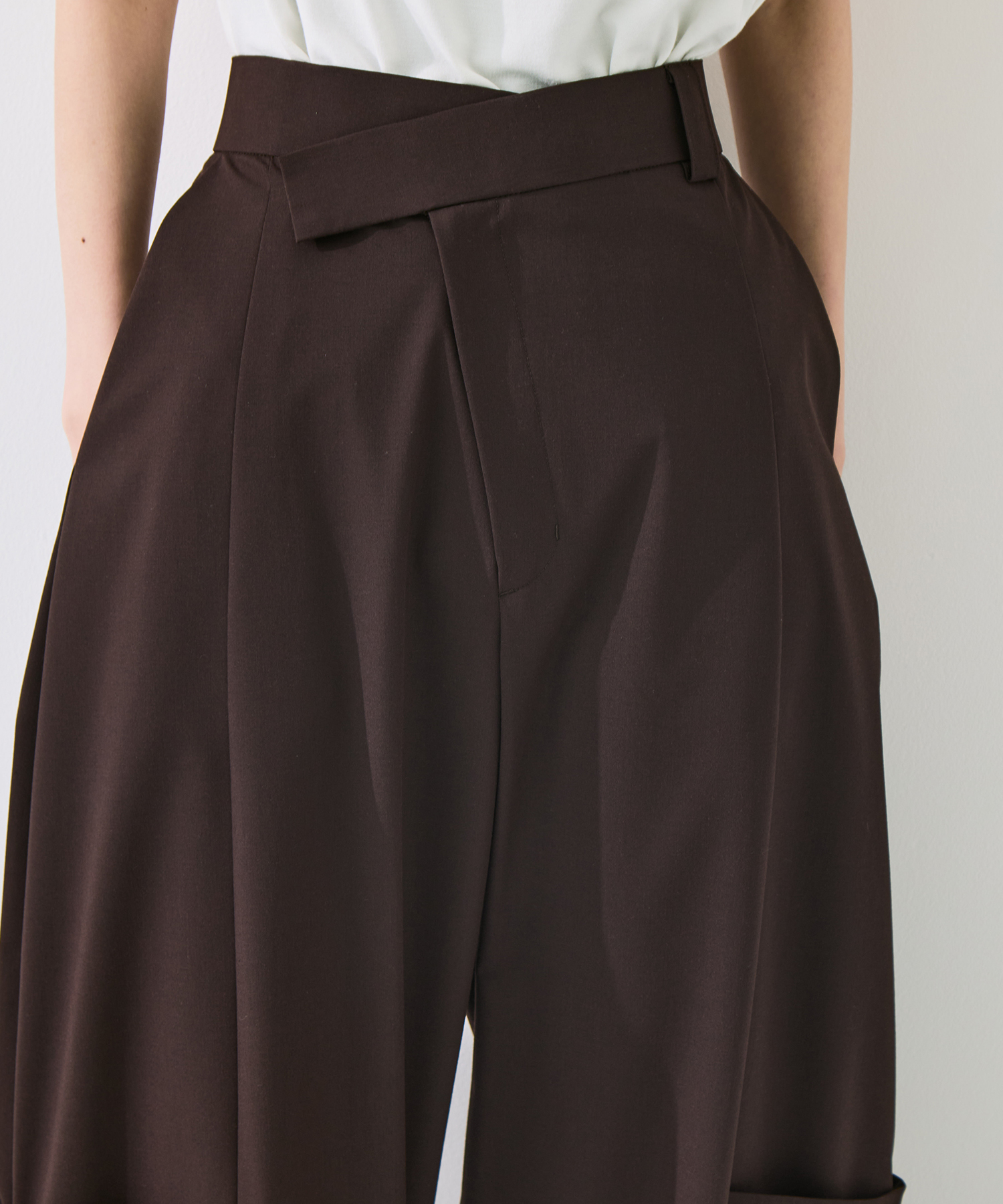 Soft Barrel Leg Flap Cargo Trousers STUDIOUS