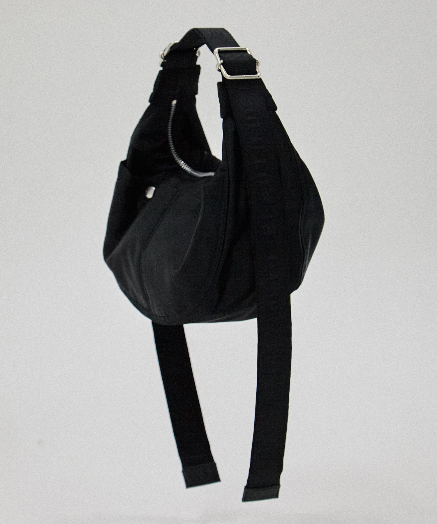 別注nylon moon shoulder bag beautiful people
