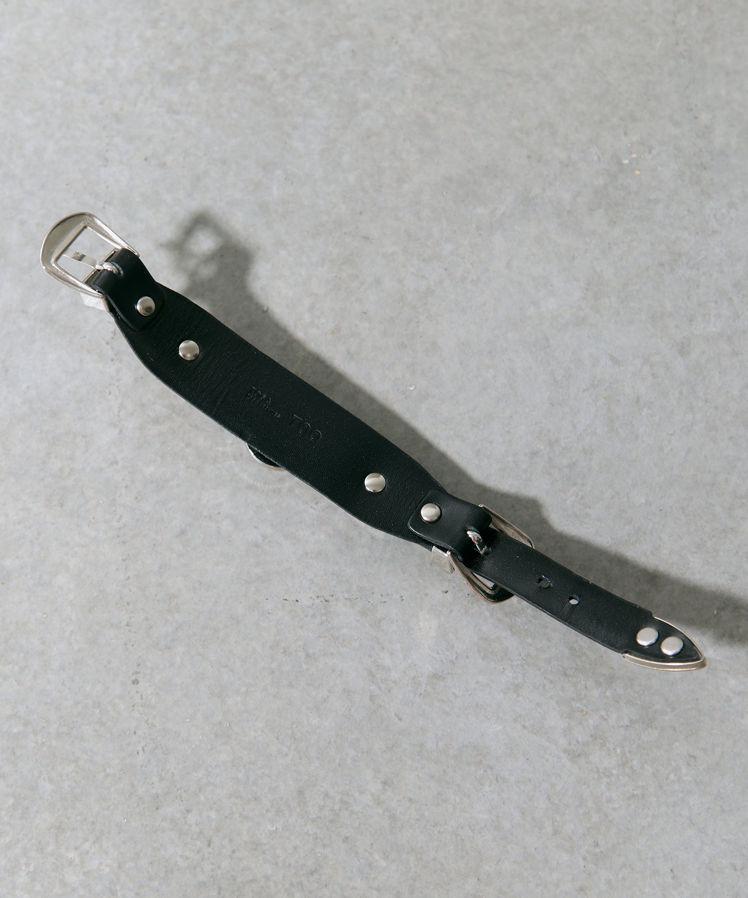 Double buckle concho bangle TOGA