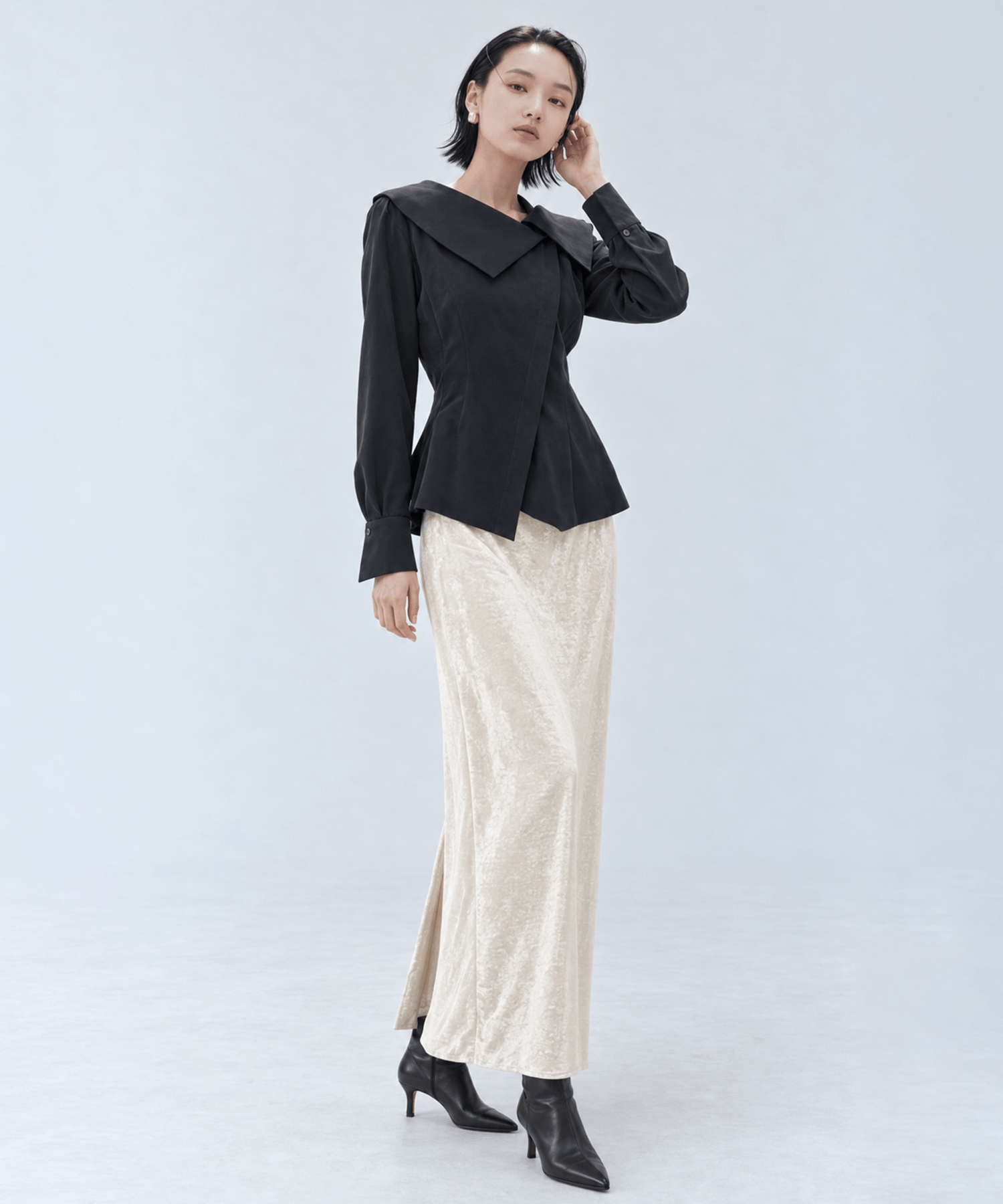 Fibril Scarf-Neck Blouse STUDIOUS