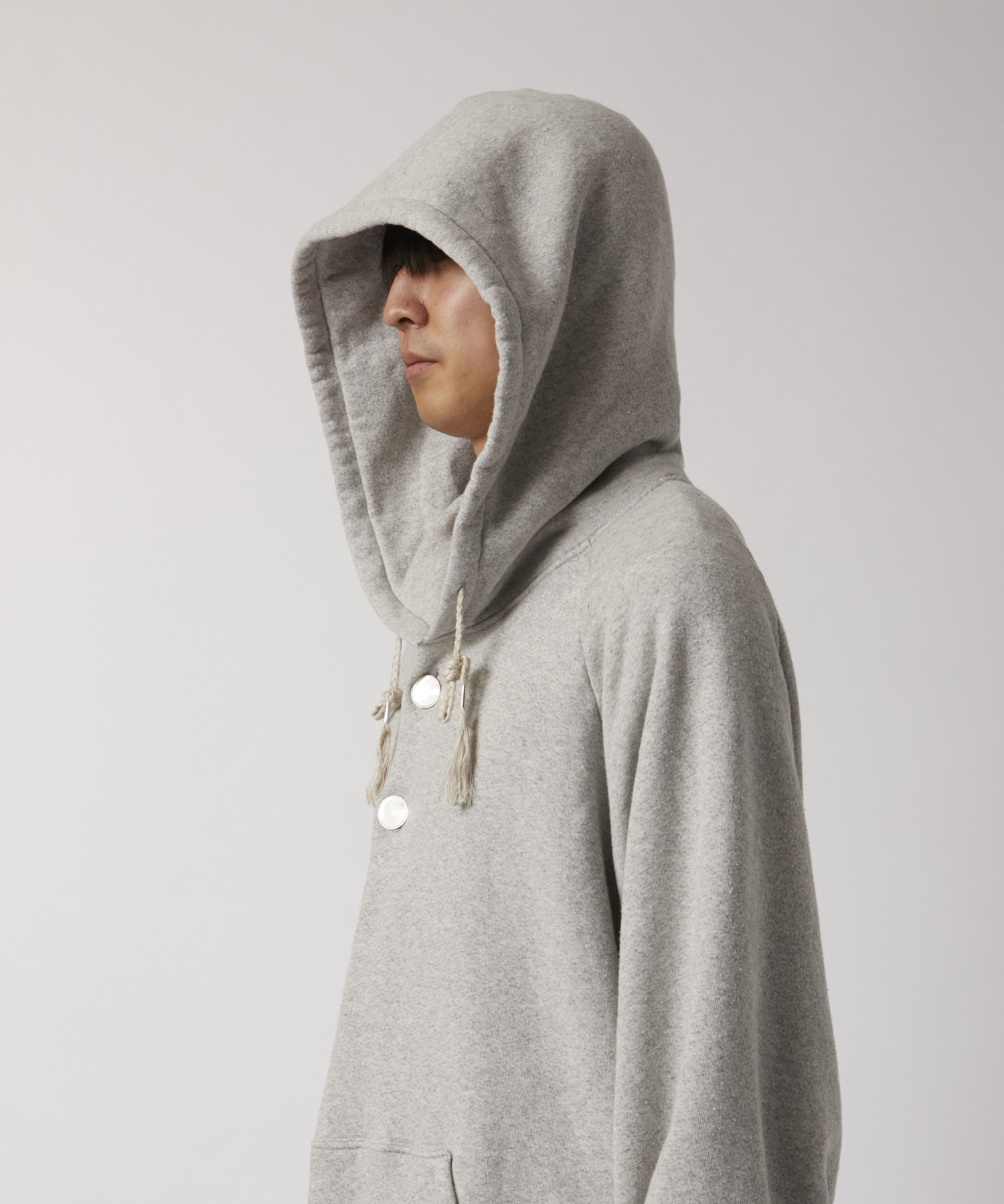 Sprayed Deep Tuck Hoodie Old Fabric Fujimoto