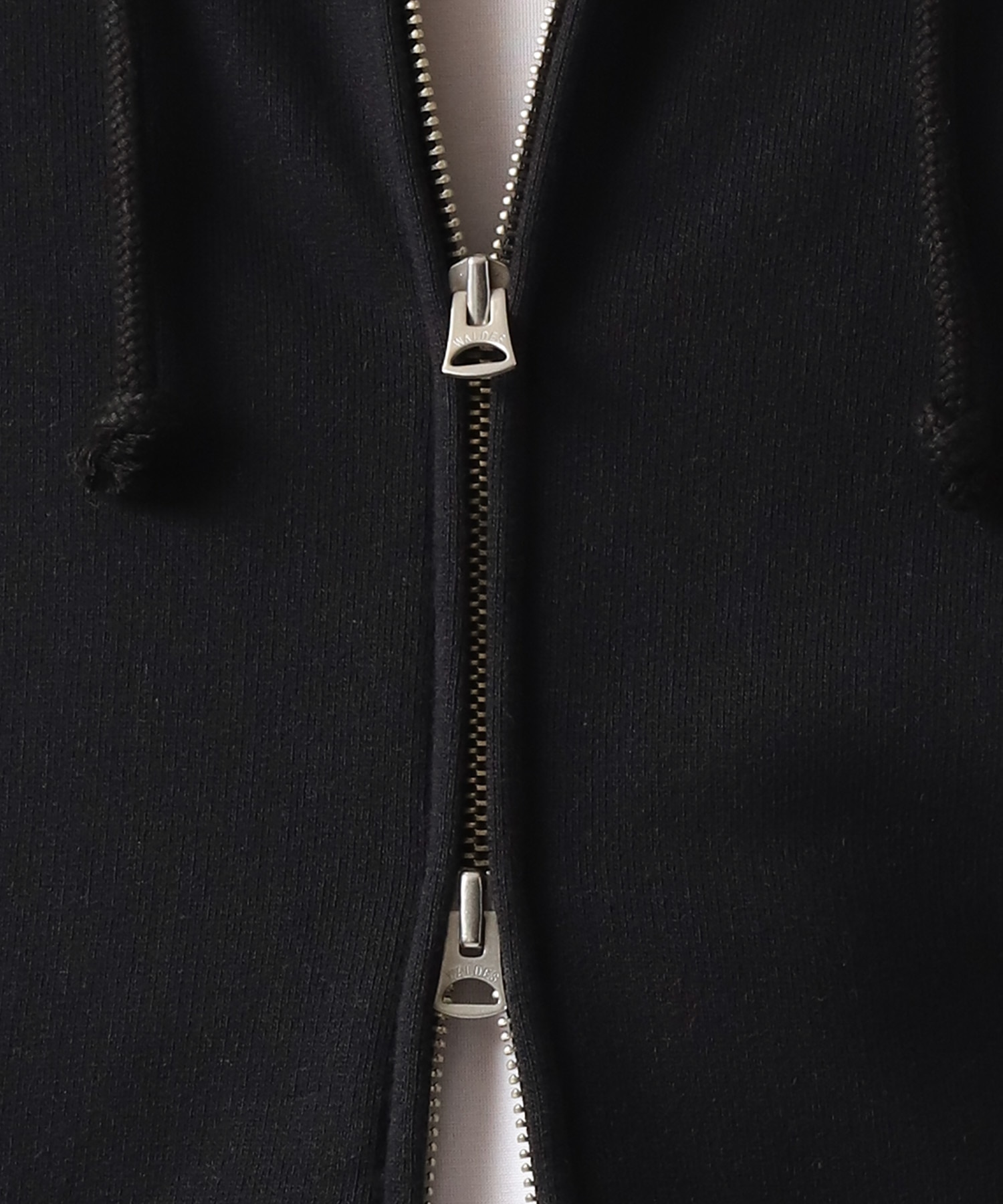 Asymmetry Zip Hoodie INSCRIRE