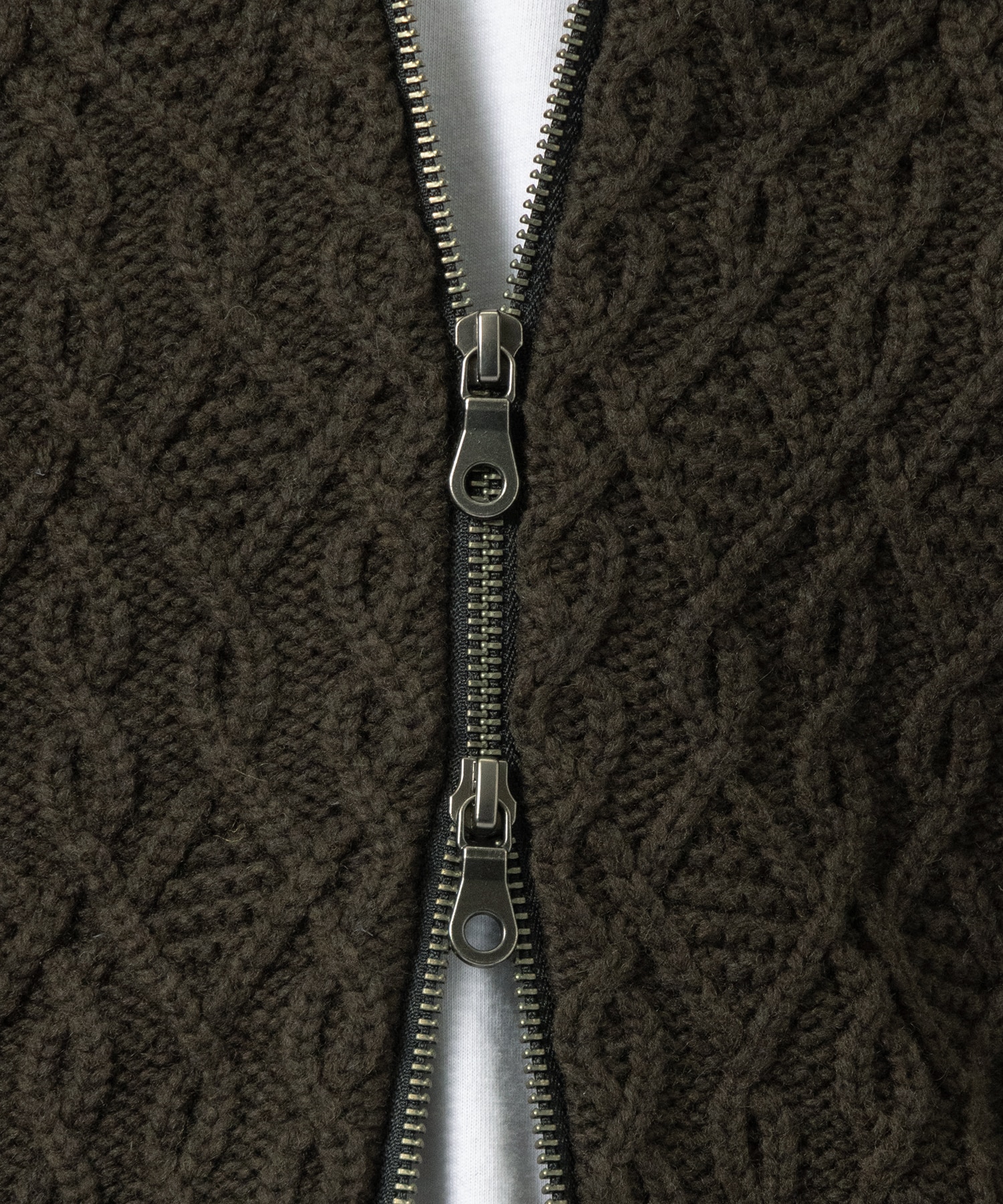 CABLE DRIVERS KNIT JUHA