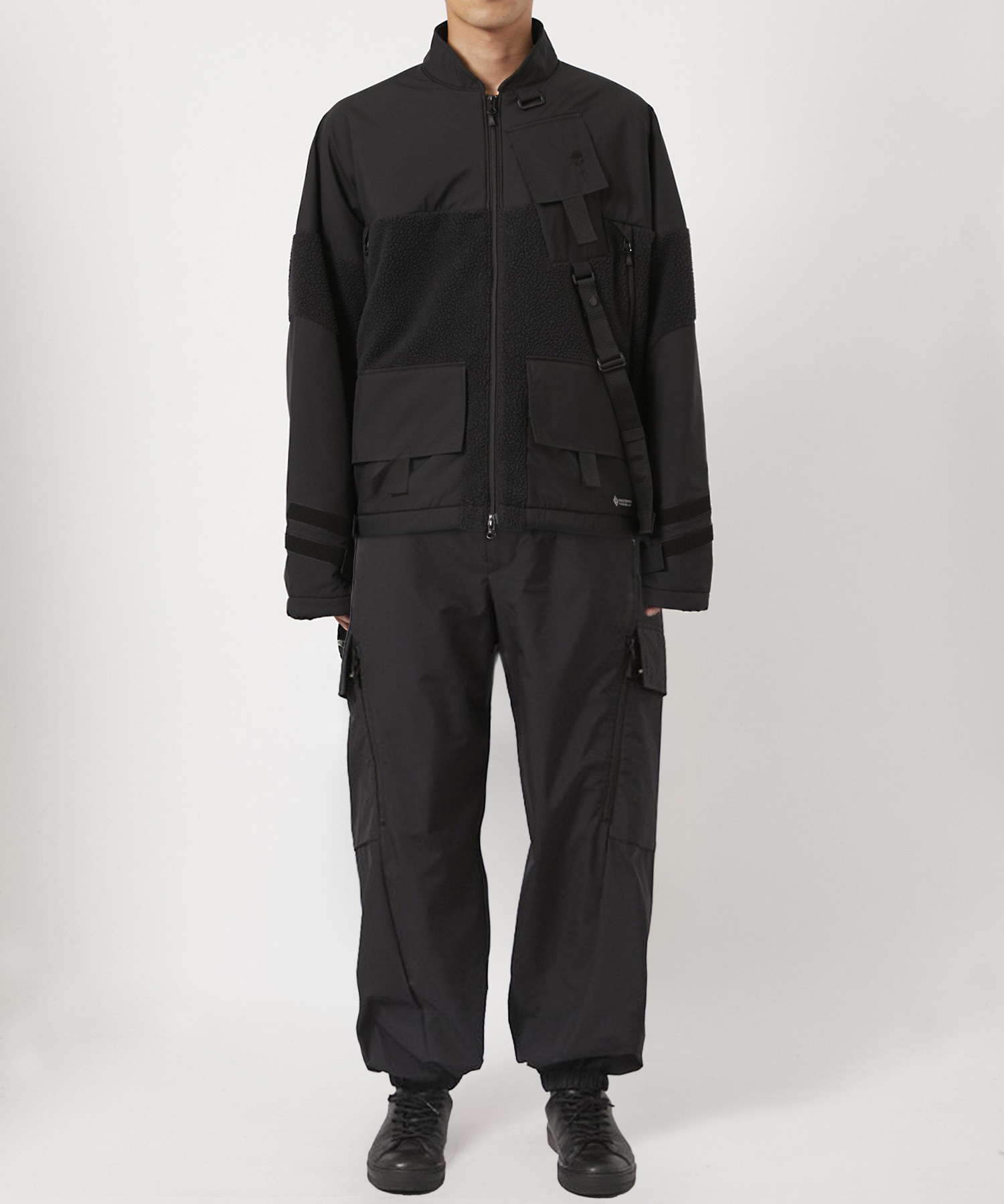 WIND STOPPER CARGO PANTS D-VEC