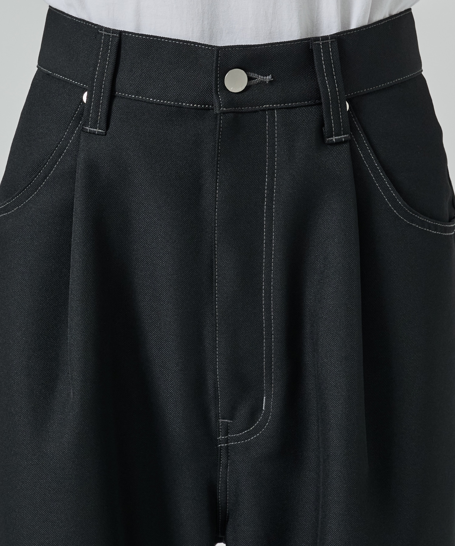 WIDE ONE TUCK STRAIGHT PANTS JieDa