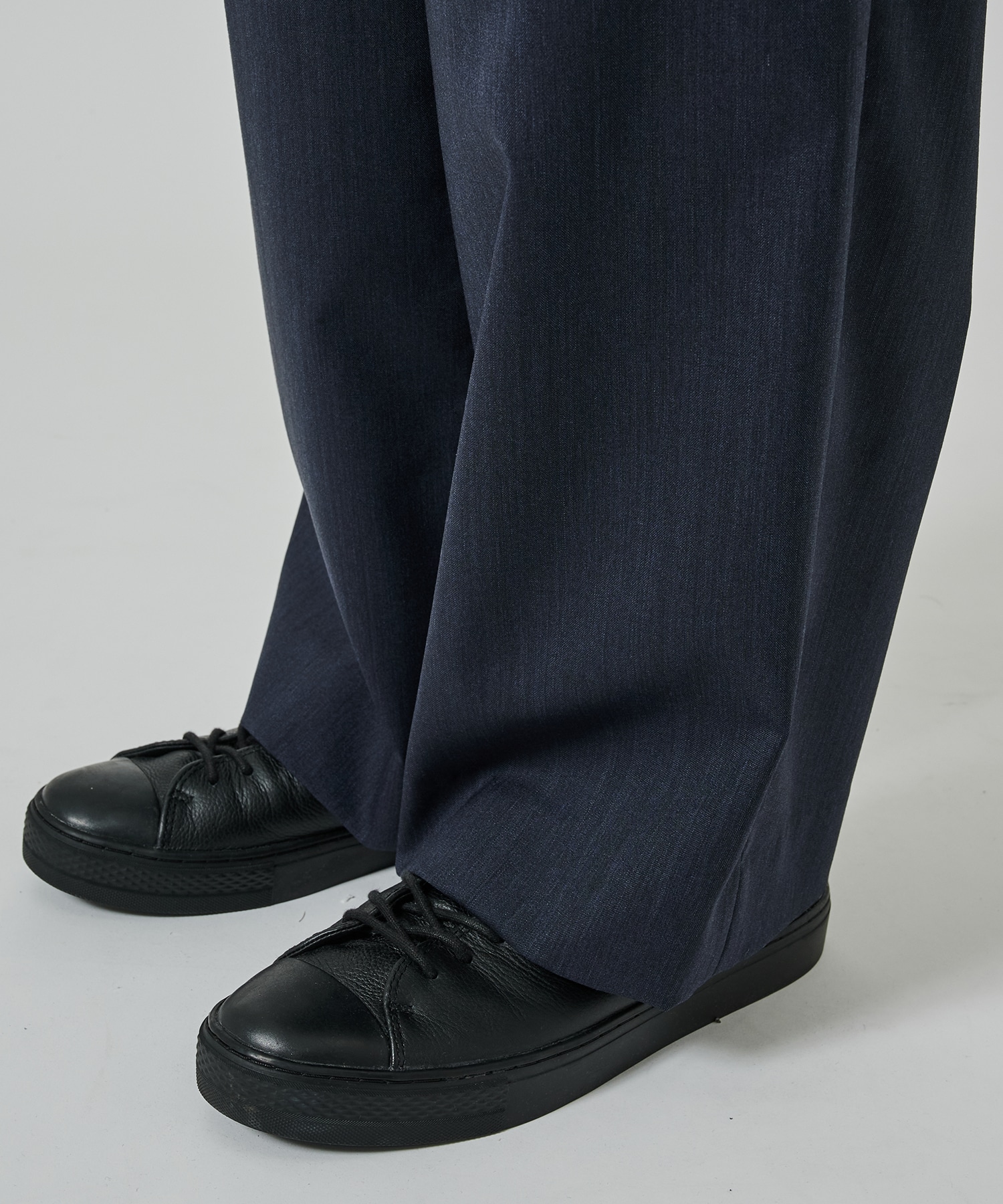 TWO TUCK MILITARY TROUSERS MARKAWARE/marka