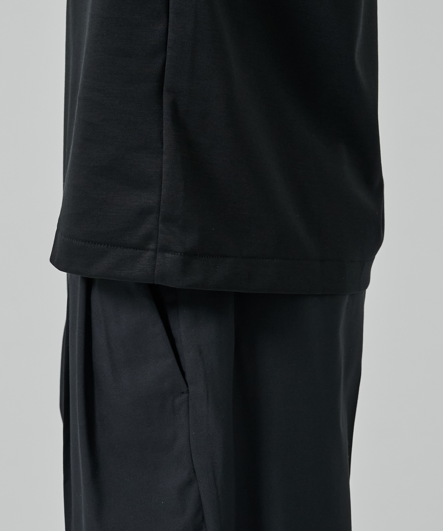 32G ロイヤルクール レギュラーTシャツ STUDIOUS