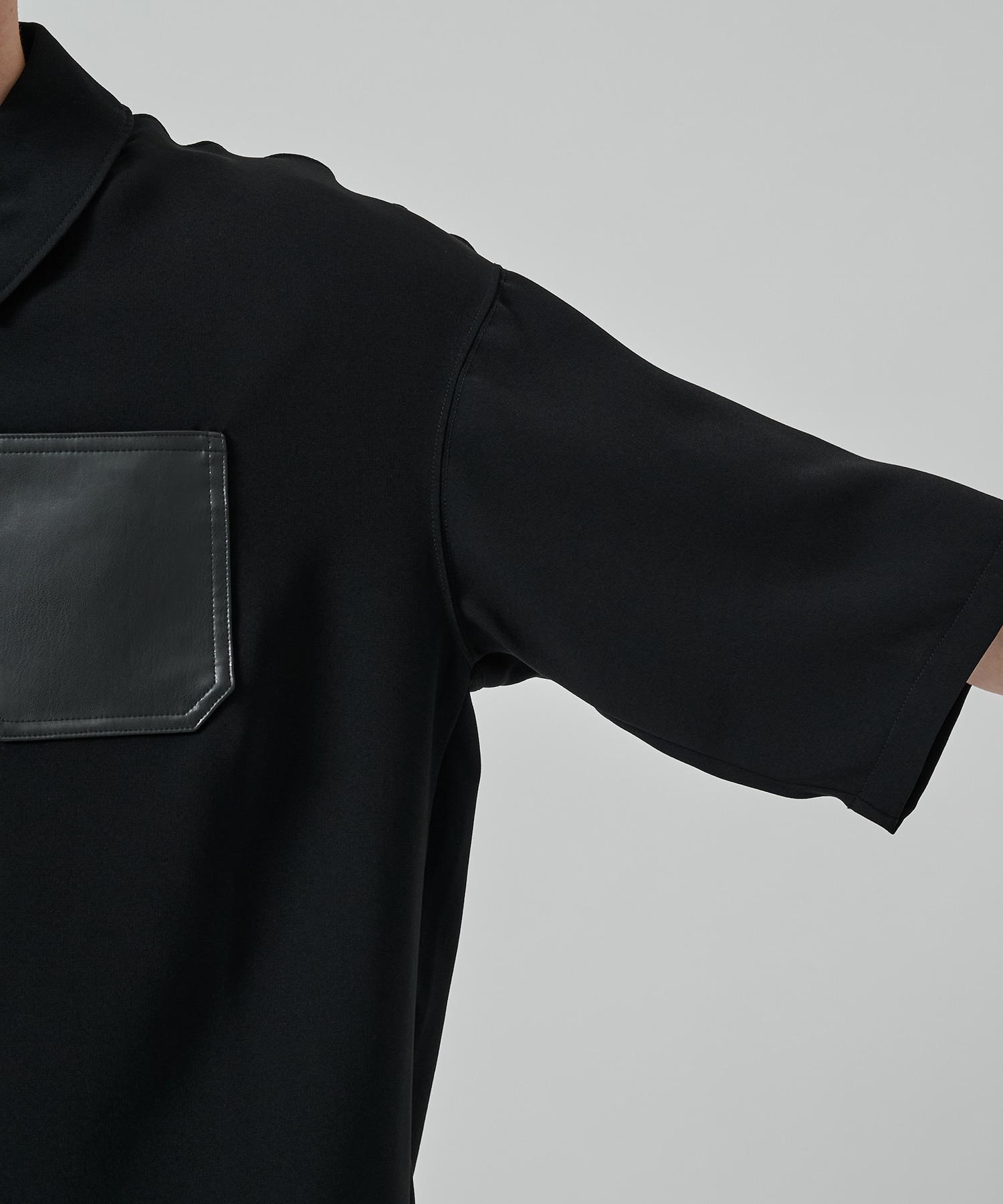 SUMMER ESSENTIAL DRAWCORD POLO STUDIOUS