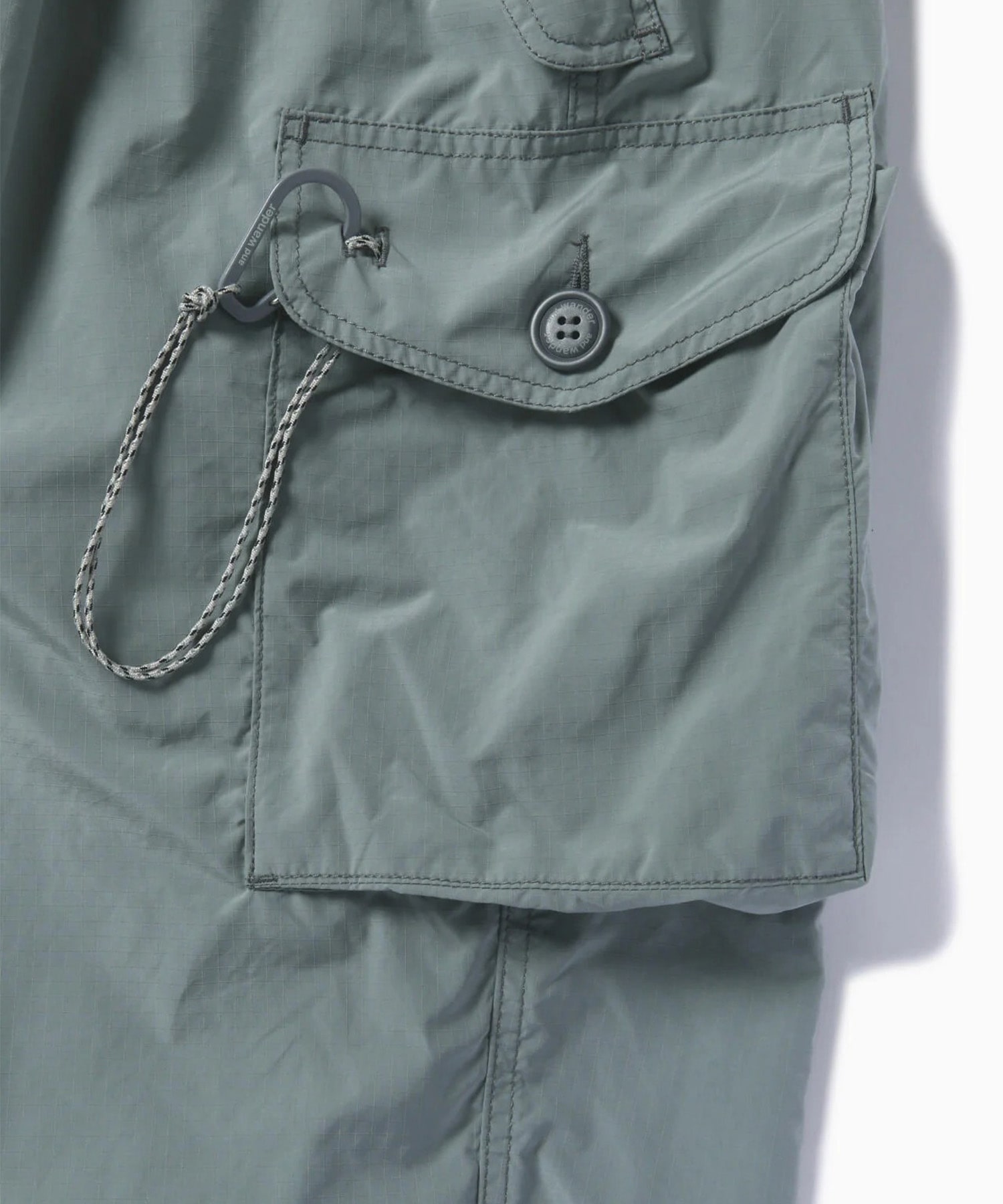 oversized cargo pants and wander