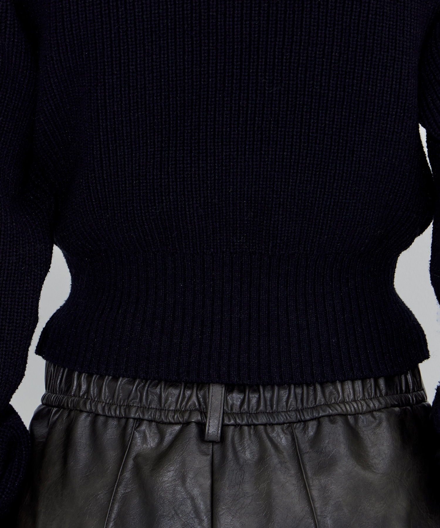 Cropped Chanky Knit Top STUDIOUS