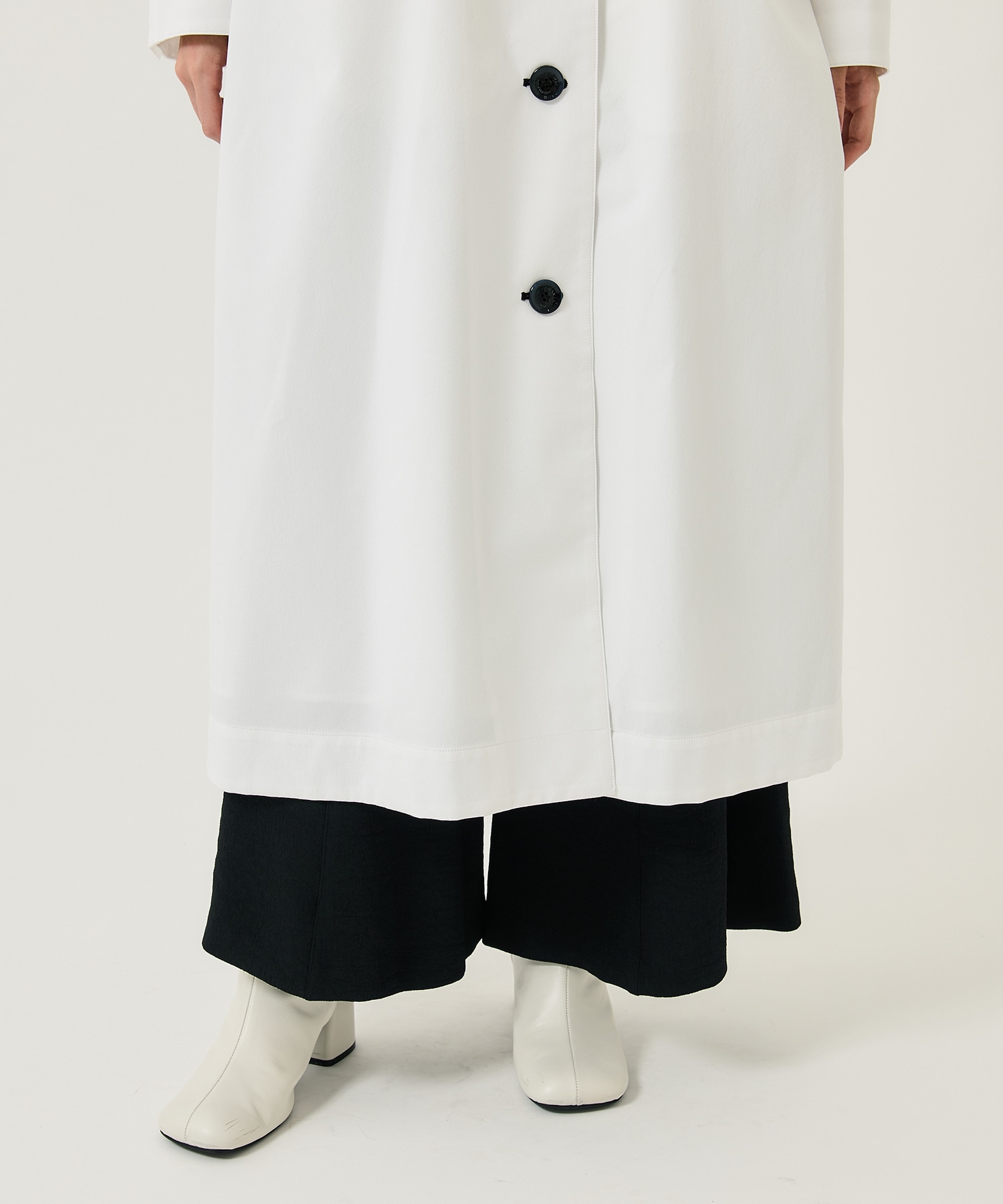 Liberata coat WH AKIRANAKA