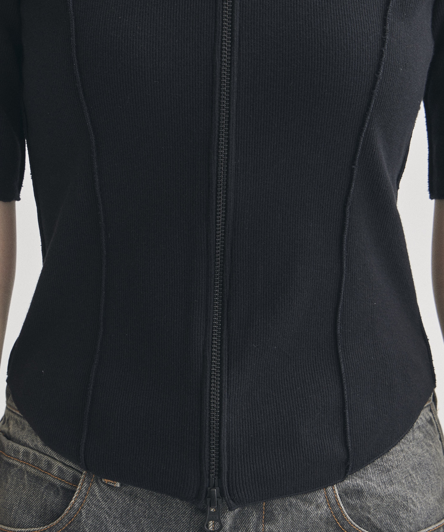 Half Sleeve Zip Up Rib Top STUDIOUS