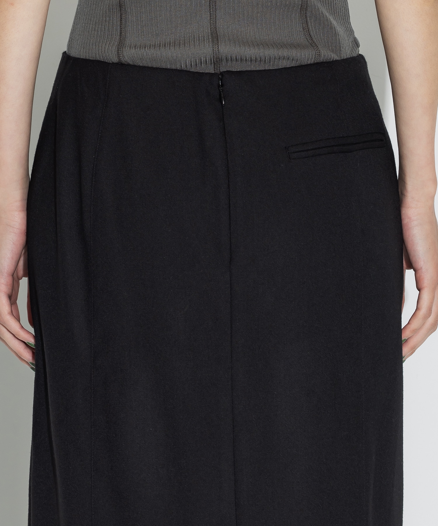 Side Vents Pencil Skirt STUDIOUS