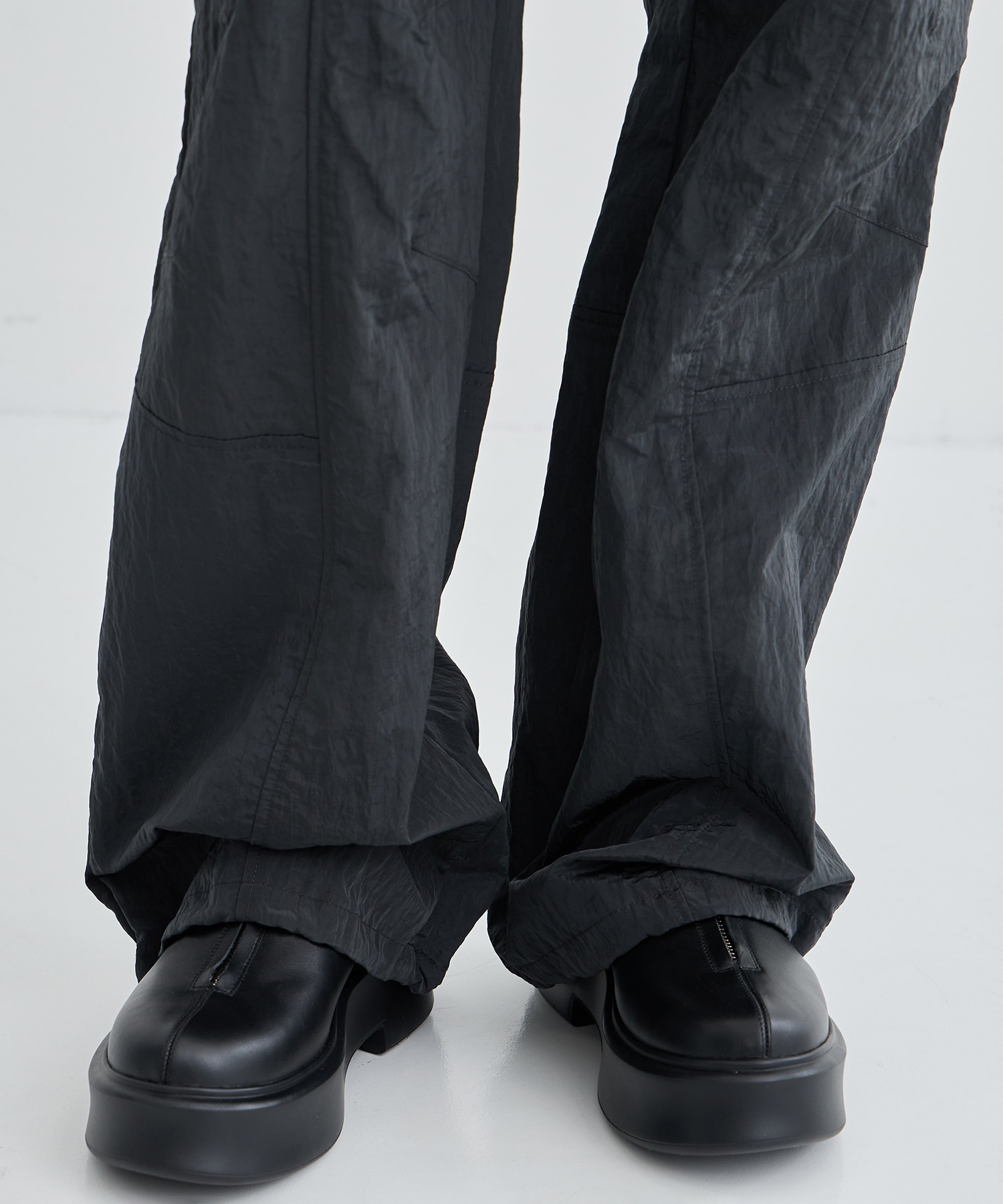 LAYERD NYLON PANTS IHNN