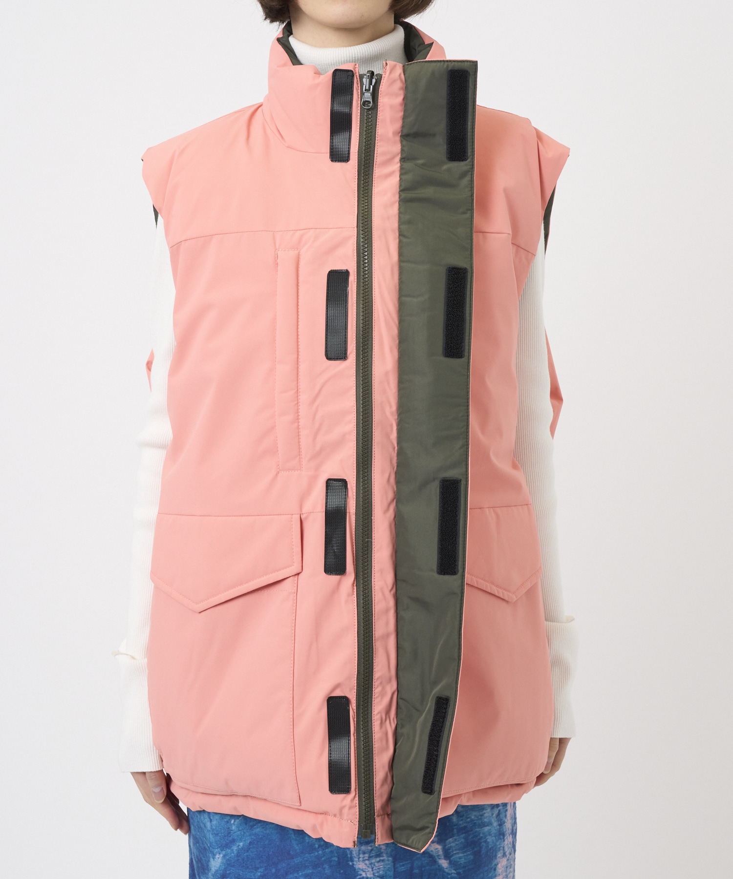 REVERSIBLE DOWN VEST 