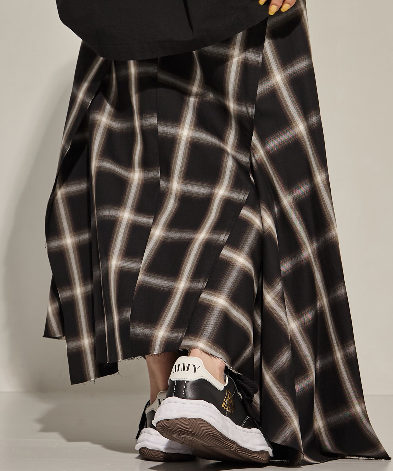 - BLAKEY Low original sole Leather Low-Top sneakers Maison MIHARA YASUHIRO