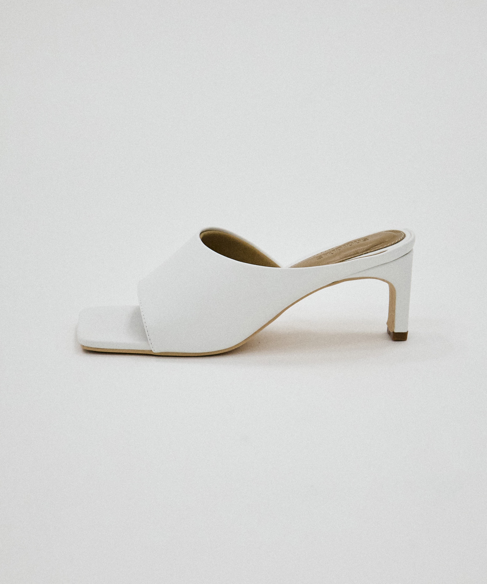 Square Toe Mule STUDIOUS
