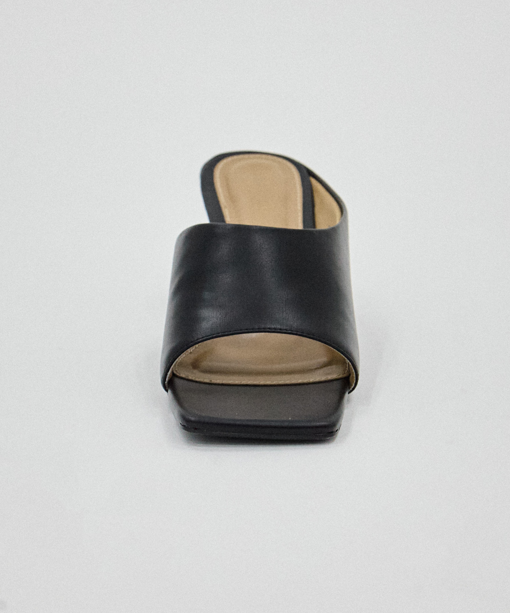 Square Toe Mule STUDIOUS