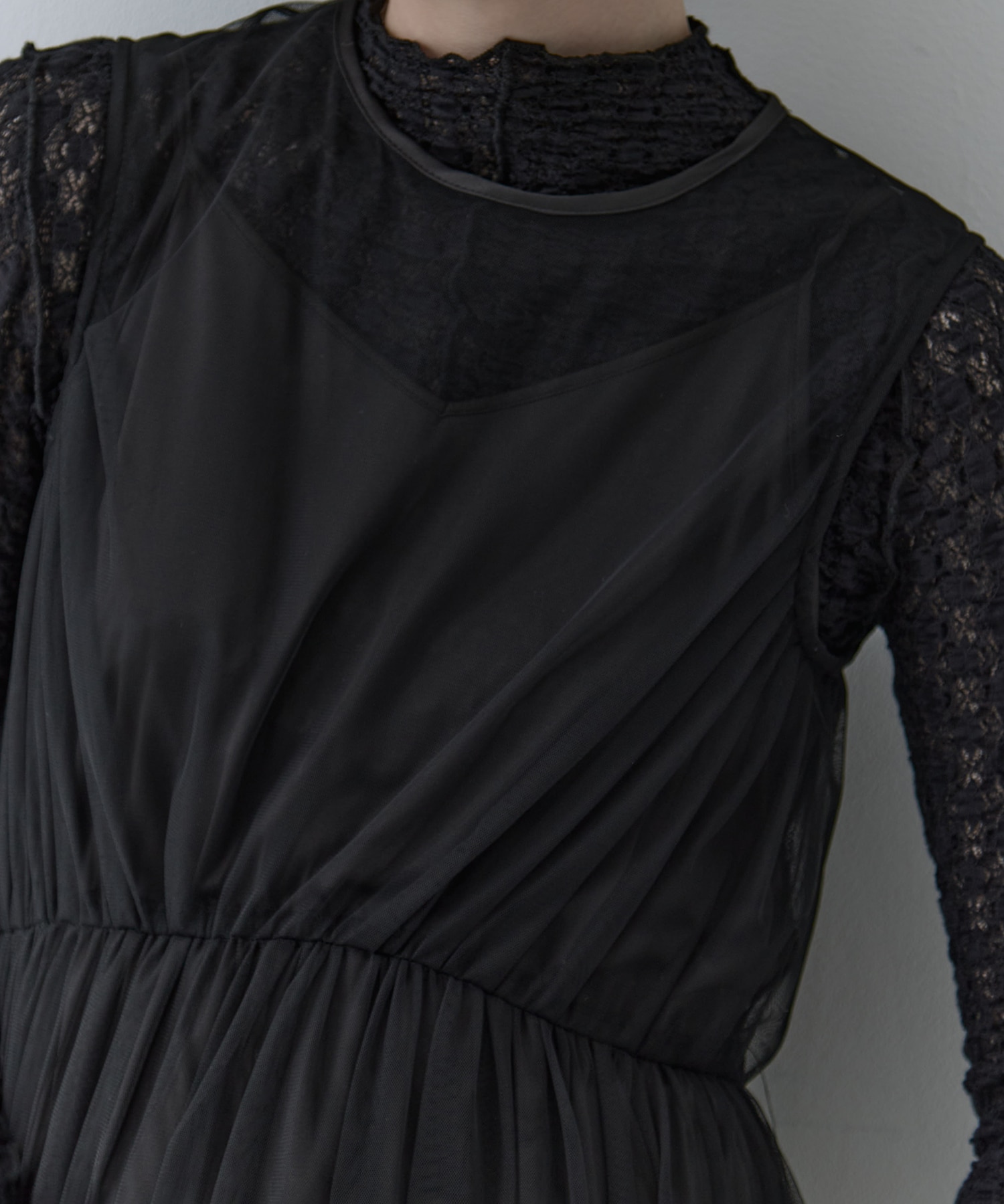 BLACK TULLE WAVE TIERED DRESS AMERI