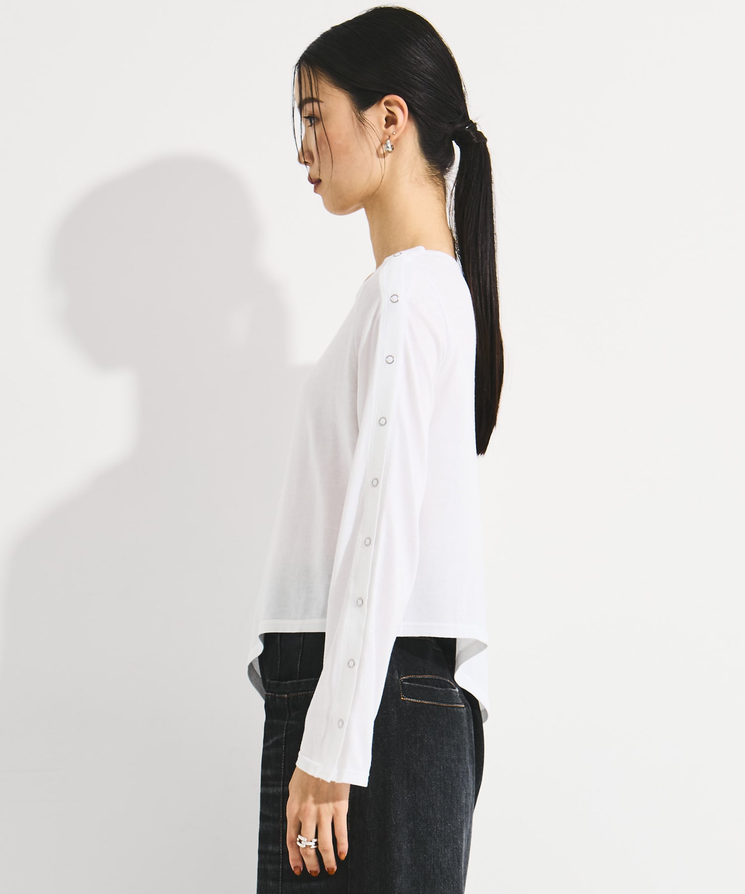 SHOULDER SNAP LONG SLEEVE TEE STUDIOUS