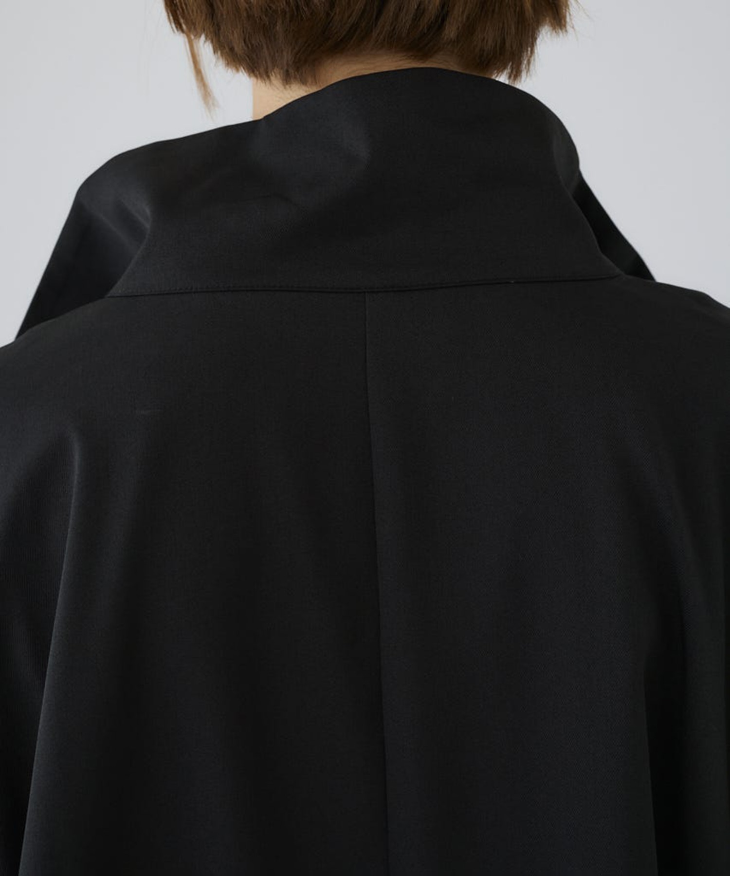 Stand collar tuck sleeve BZ RIM.ARK